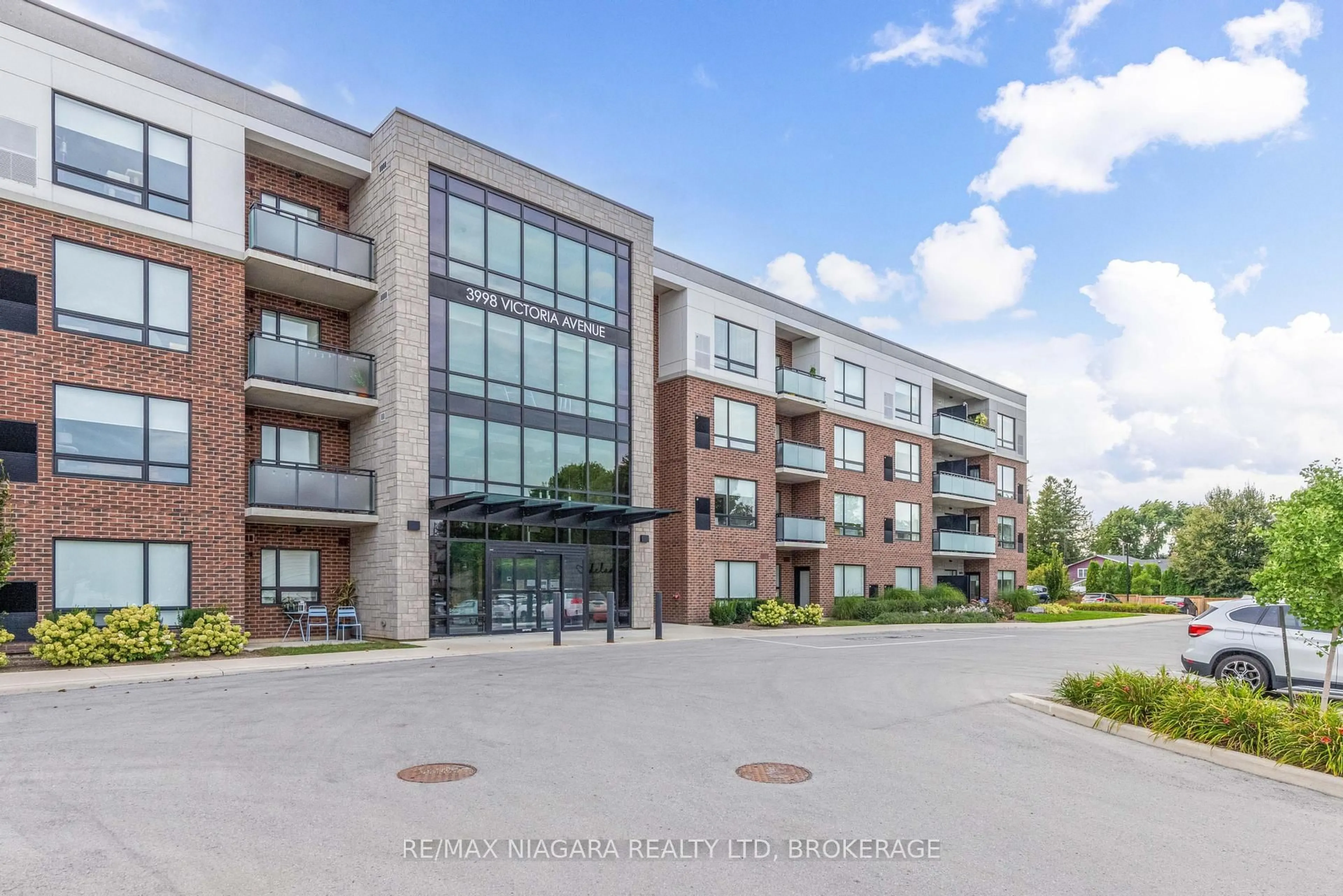 Unknown for 3998 Victoria Ave #101, Lincoln Ontario L0R 2C0