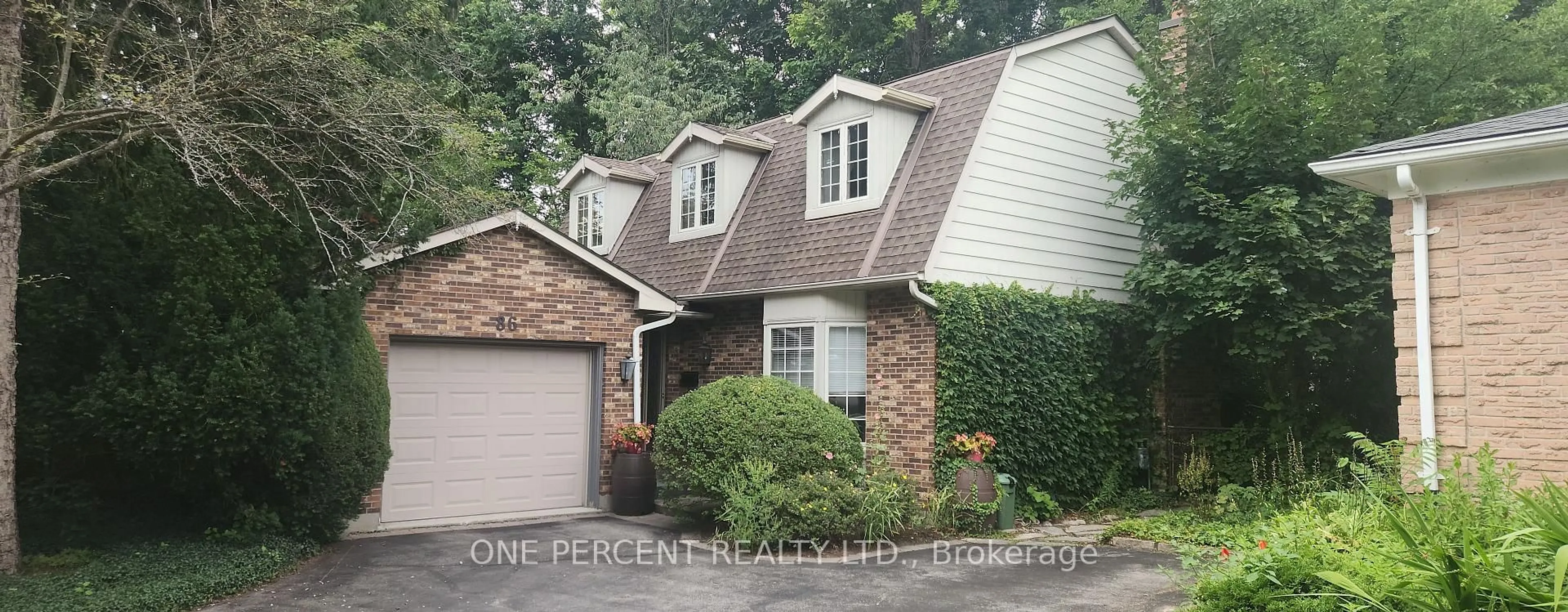 Home with vinyl exterior material, street for 86 HALIBURTON Rd, London South Ontario N6K 3C4