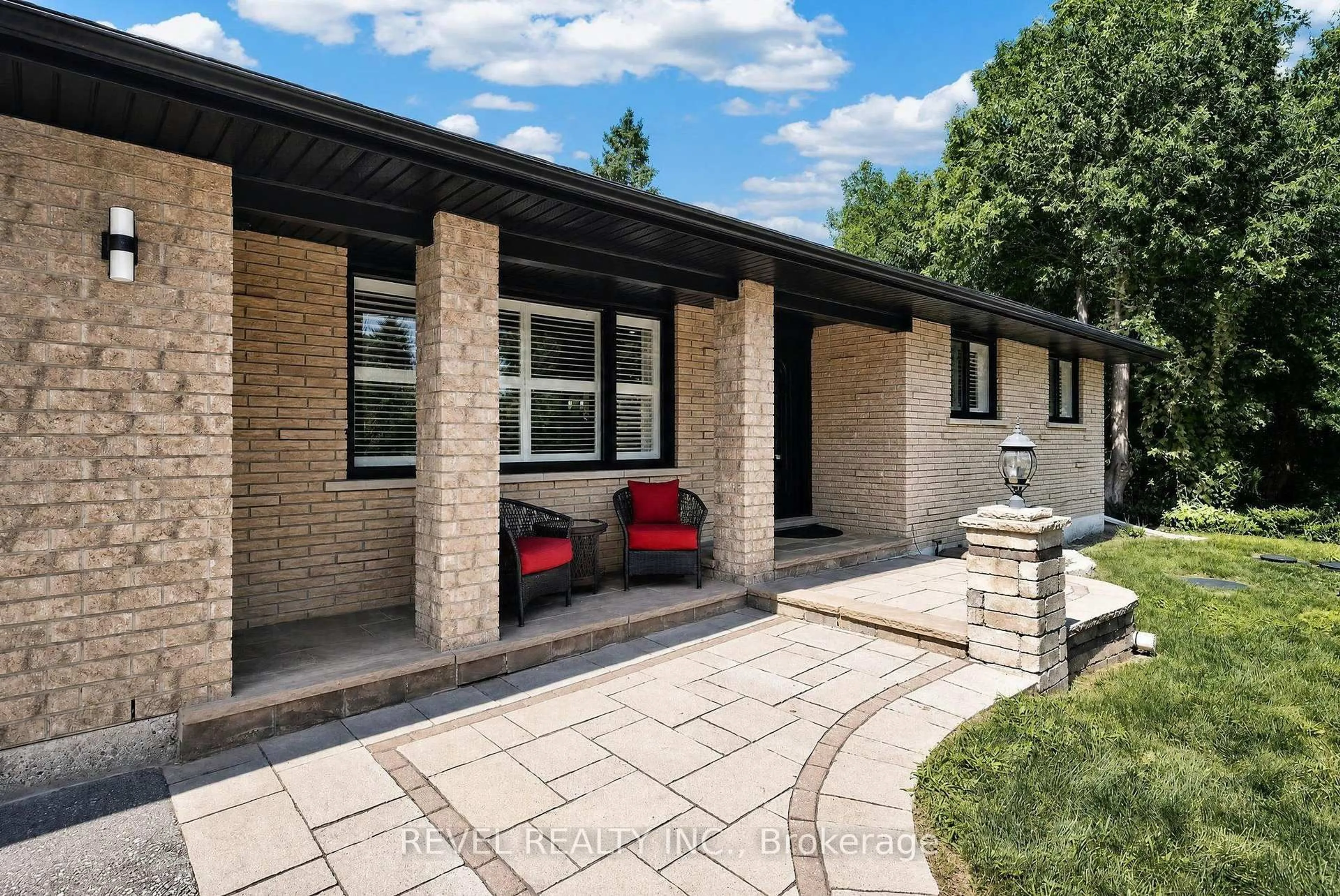 Home with brick exterior material, street for 1036 Shellard Sdrd, North Dumfries Ontario N1R 5S2