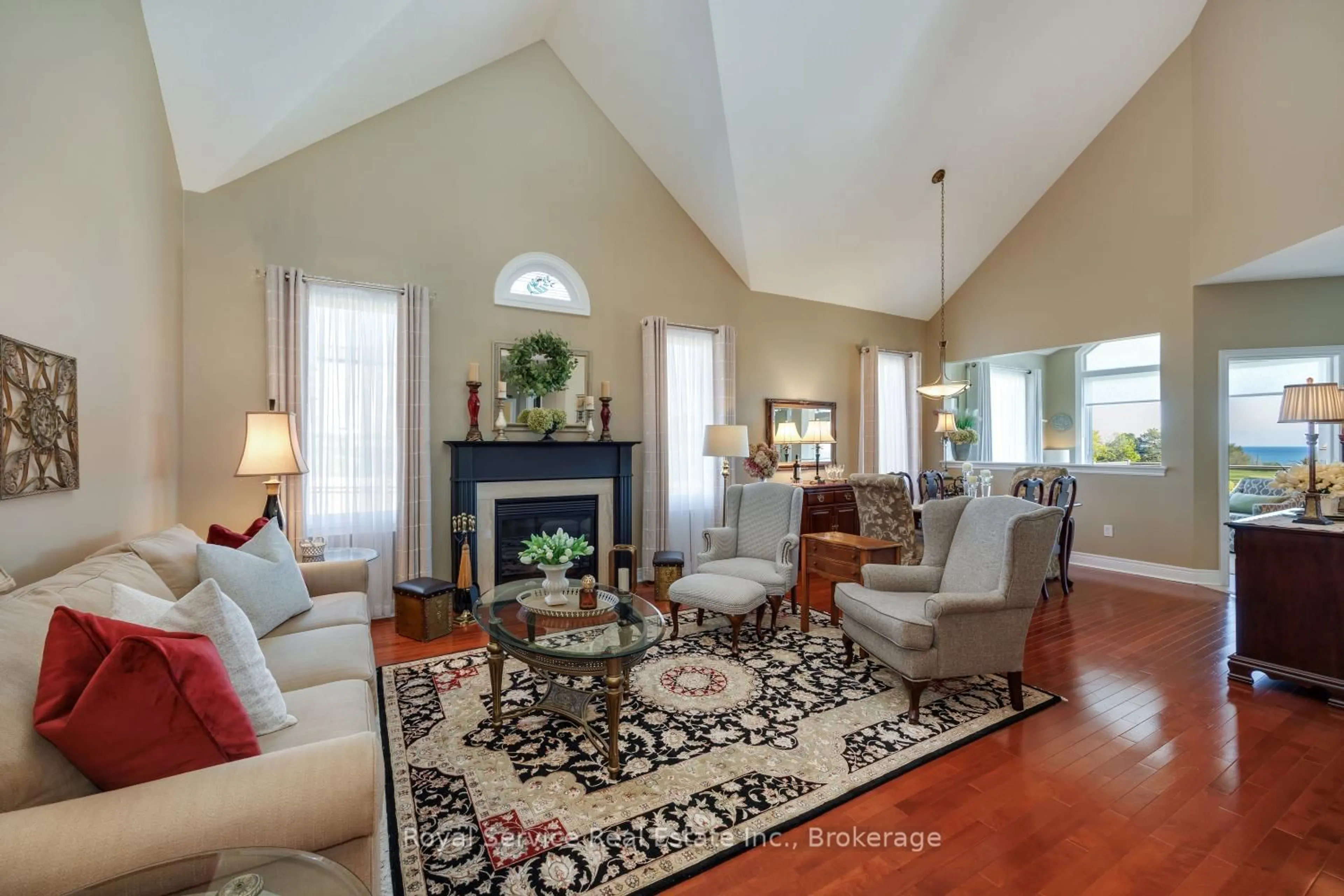 Living room with furniture, unknown for 52 Fenton Lane, Port Hope Ontario L1A 0A3