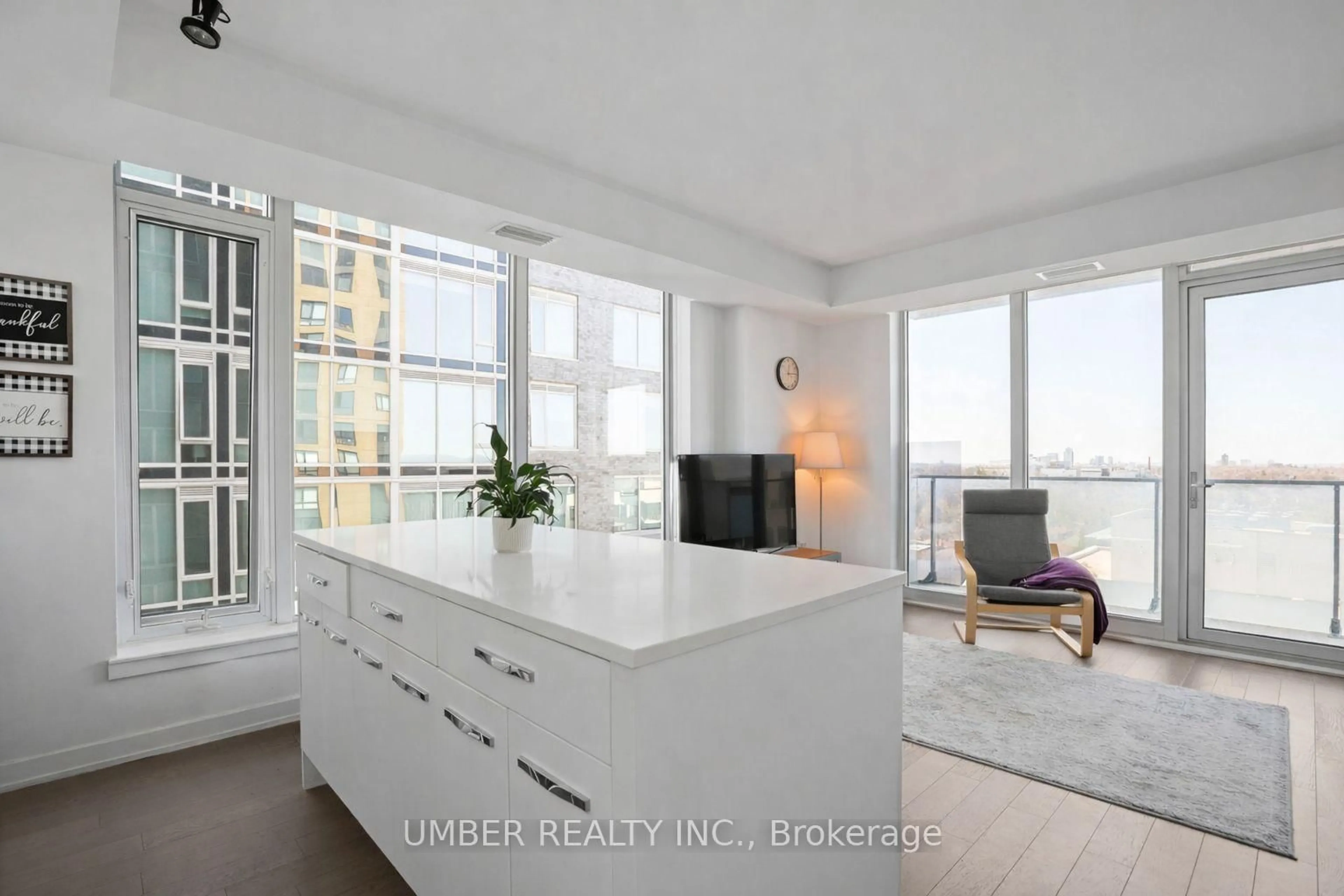Open concept kitchen, unknown for 111 Champagne Ave #1601, Ottawa Ontario K1S 5V3