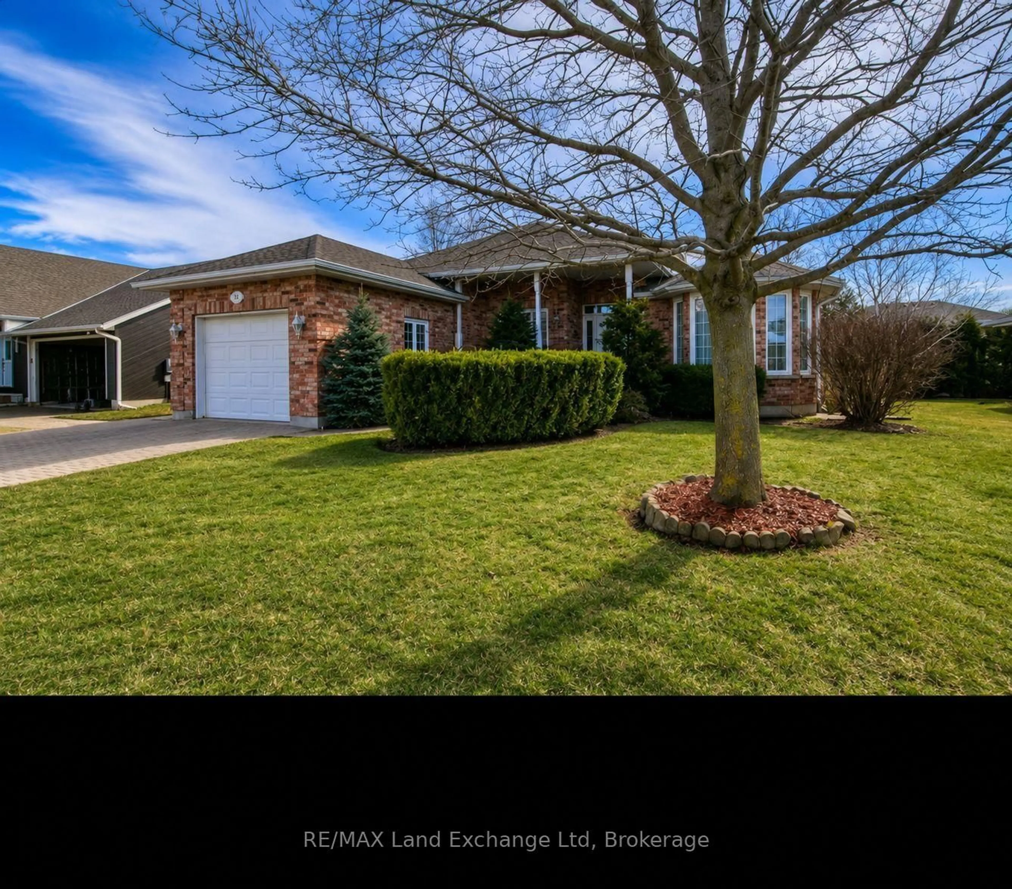 Unknown for 740 Scott St, North Perth Ontario N4W 1J5
