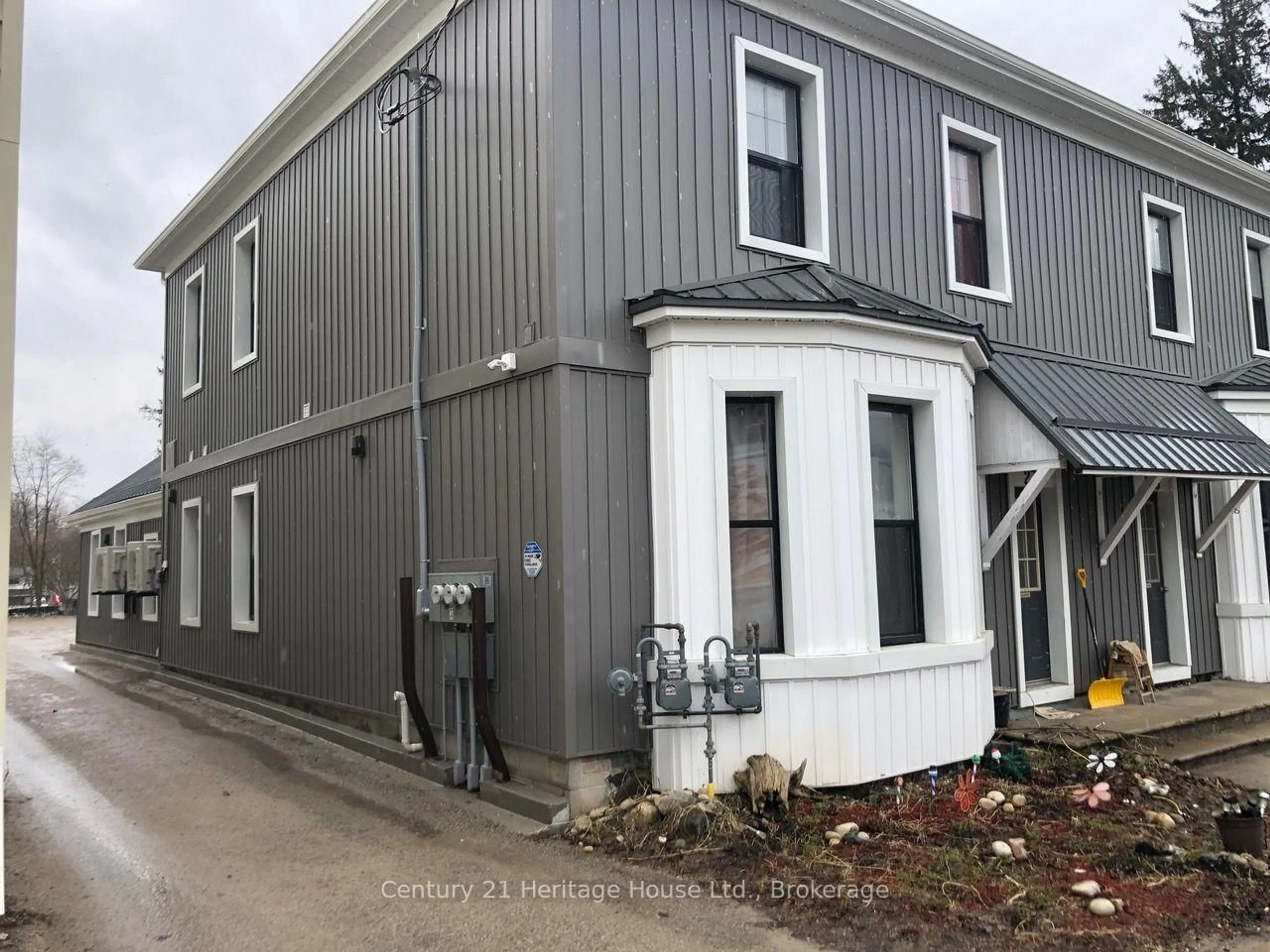 Unknown for 239-249 Main St, Wellington North Ontario N0G 2L1