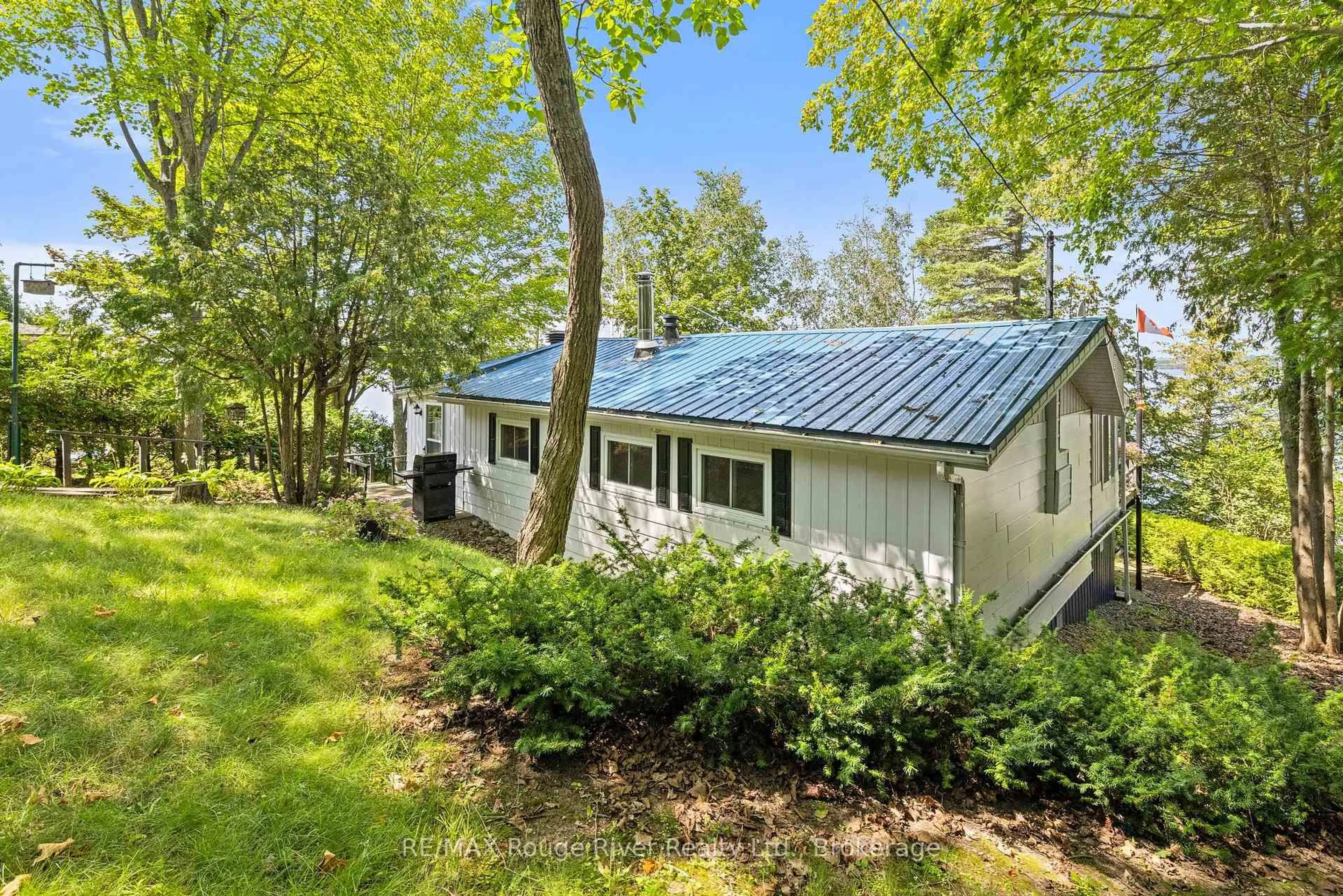 A pic from outside/outdoor area/front of a property/back of a property/a pic from drone, water/lake/river/ocean view for 68 ROBINS Rd #182, Alnwick/Haldimand Ontario L8H 4N4