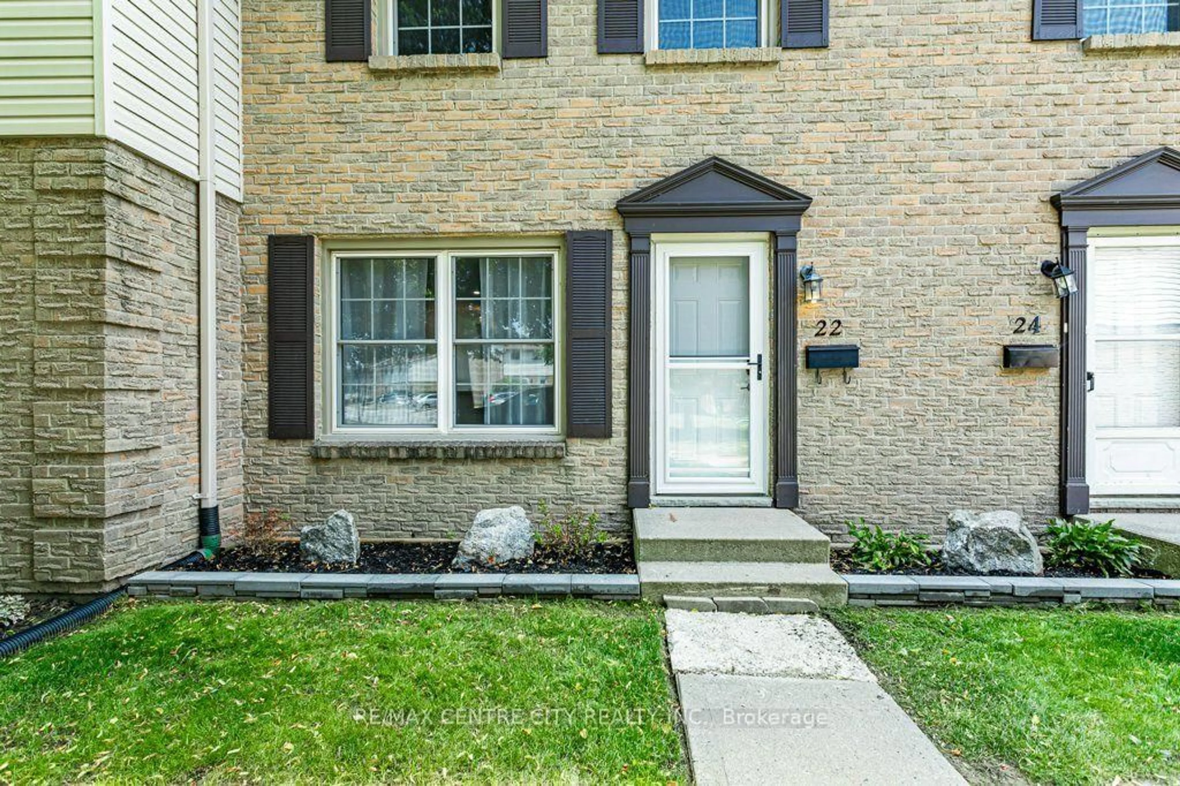 Unknown for 1725 Ernest Ave #22, London South Ontario N6E 2W3