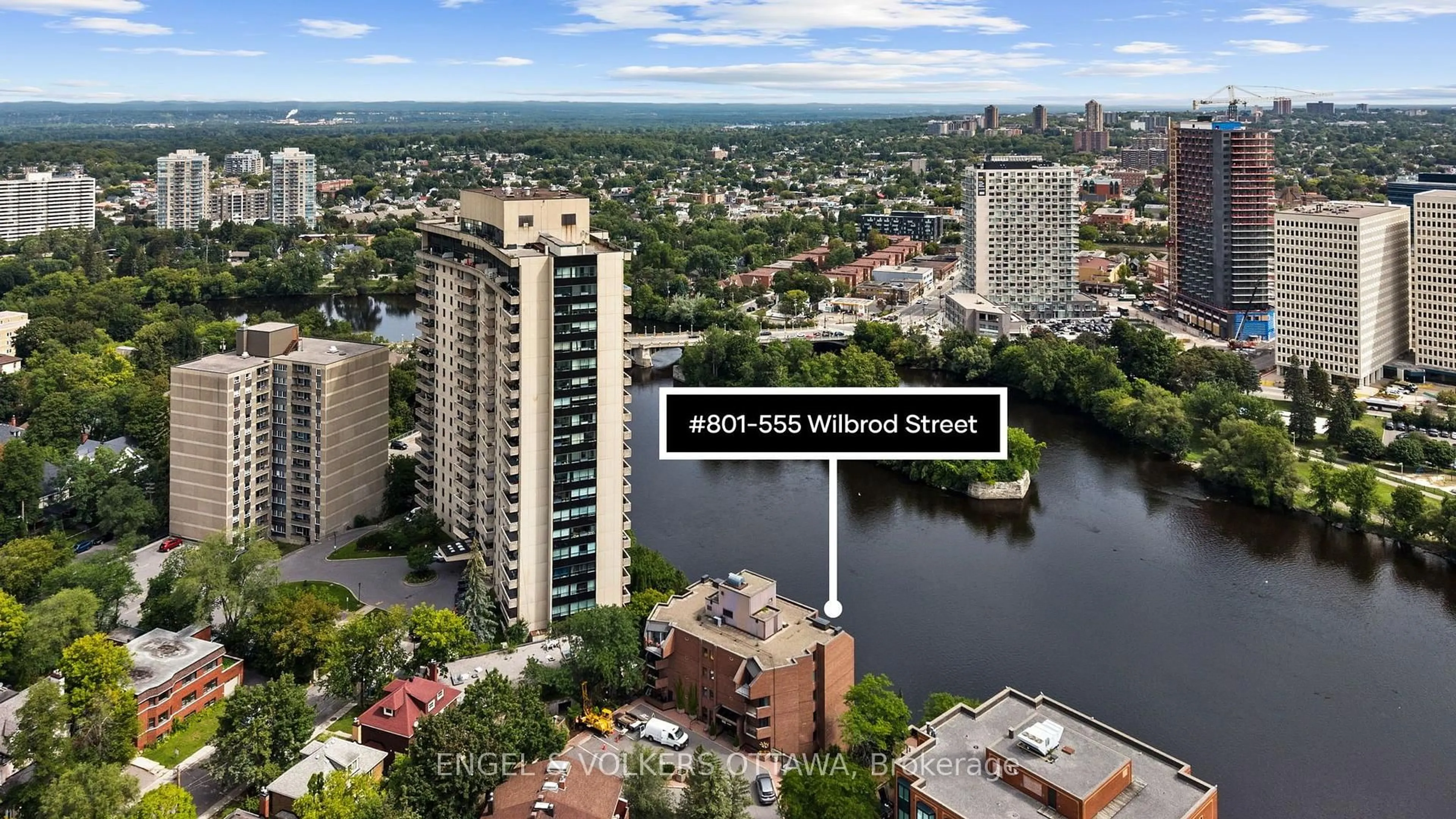 A pic from outside/outdoor area/front of a property/back of a property/a pic from drone, city buildings view from balcony for 555 Wilbrod St #801, Ottawa Ontario K1N 5R4