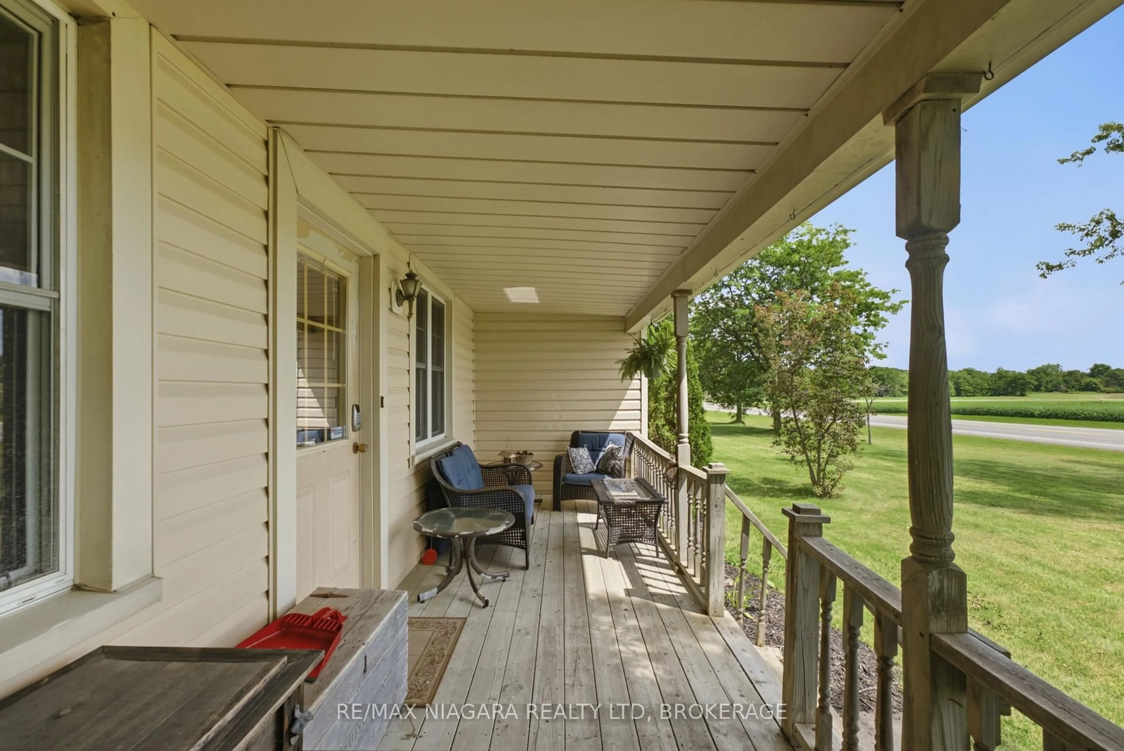 Patio, unknown for 4491 Canborough Rd, West Lincoln Ontario L0R 2J0