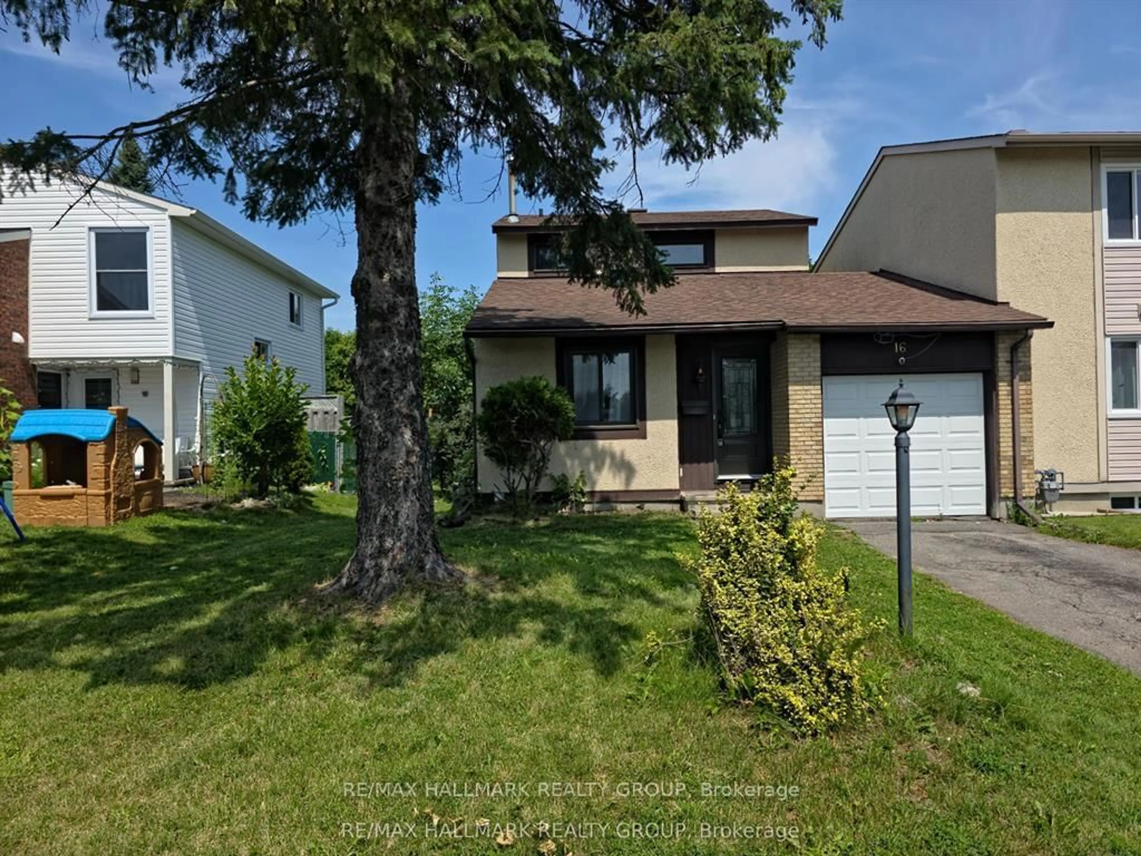 Home with vinyl exterior material, street for 16 Tedwyn Dr, Ottawa Ontario K2J 1T8