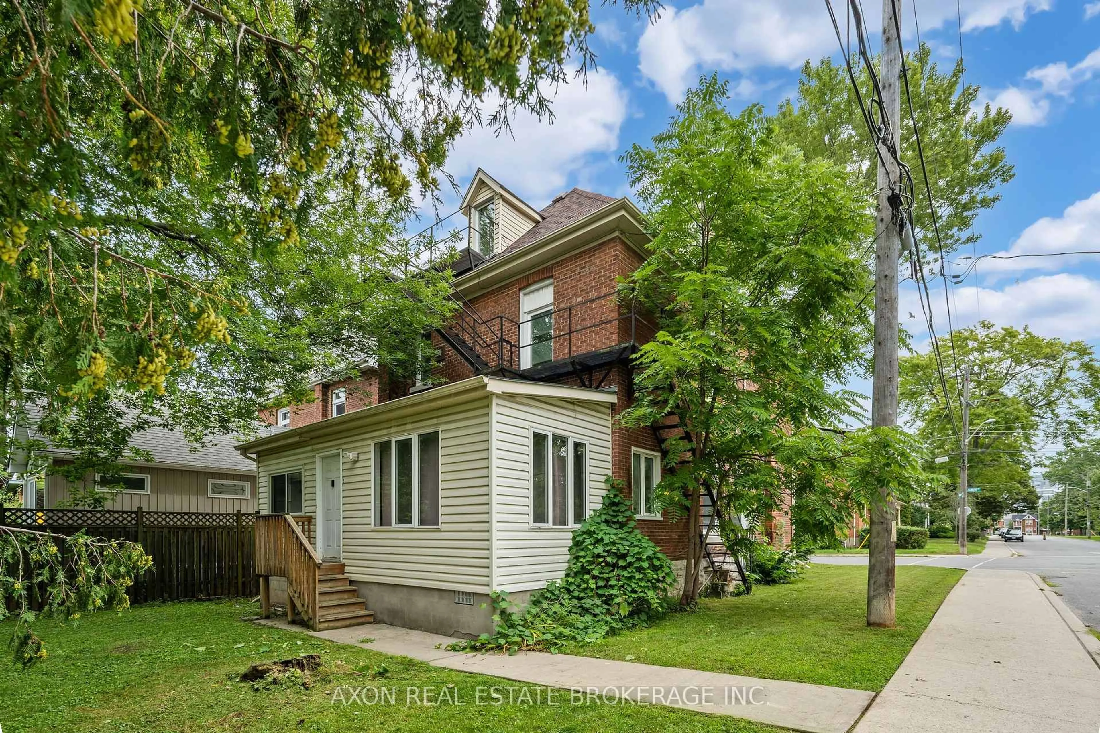 Home with brick exterior material, street for 408 Albert St, Kingston Ontario K7L 3W3