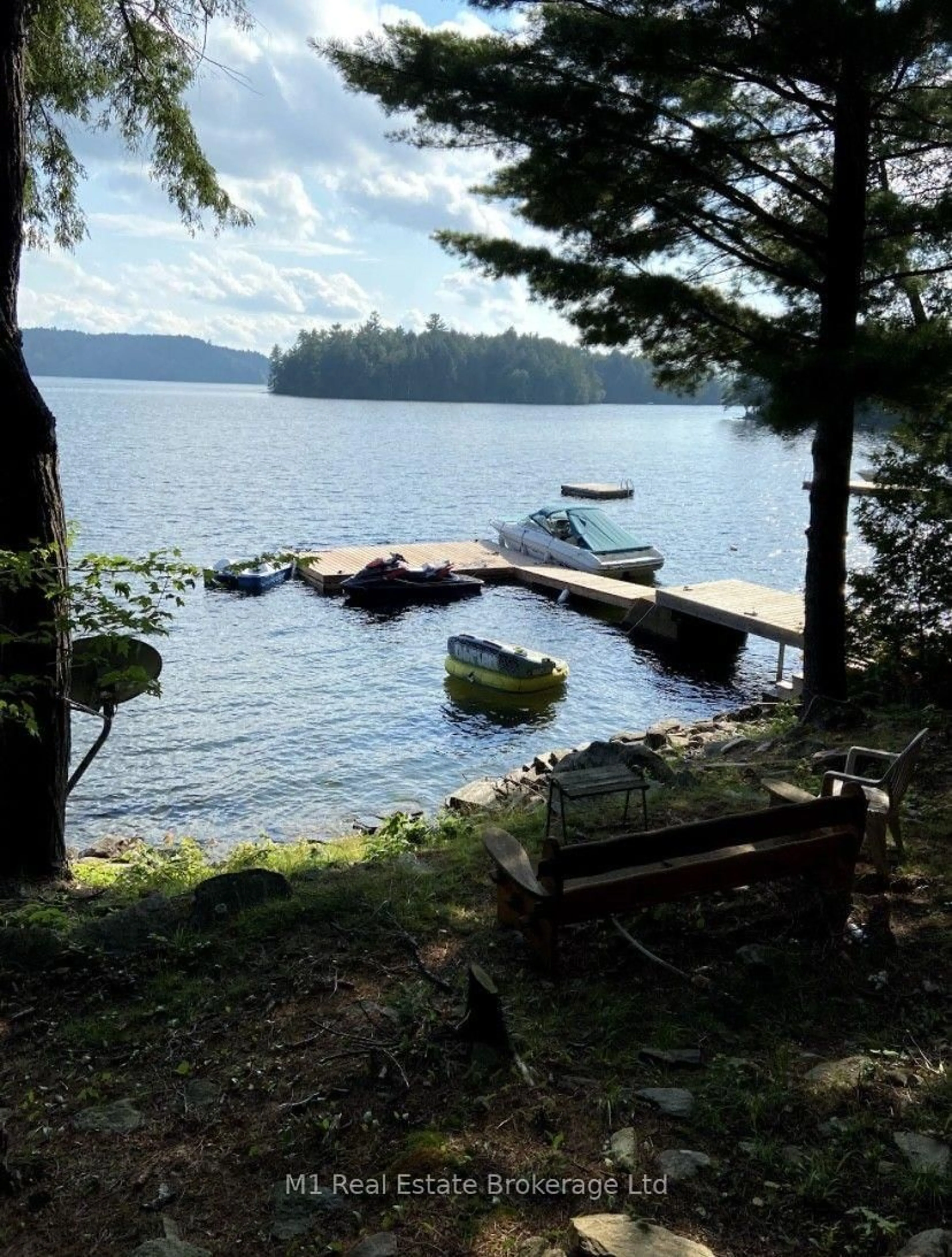 Patio, water/lake/river/ocean view for 2322 Wilkinson Rd, Dysart et al Ontario K0M 1S0