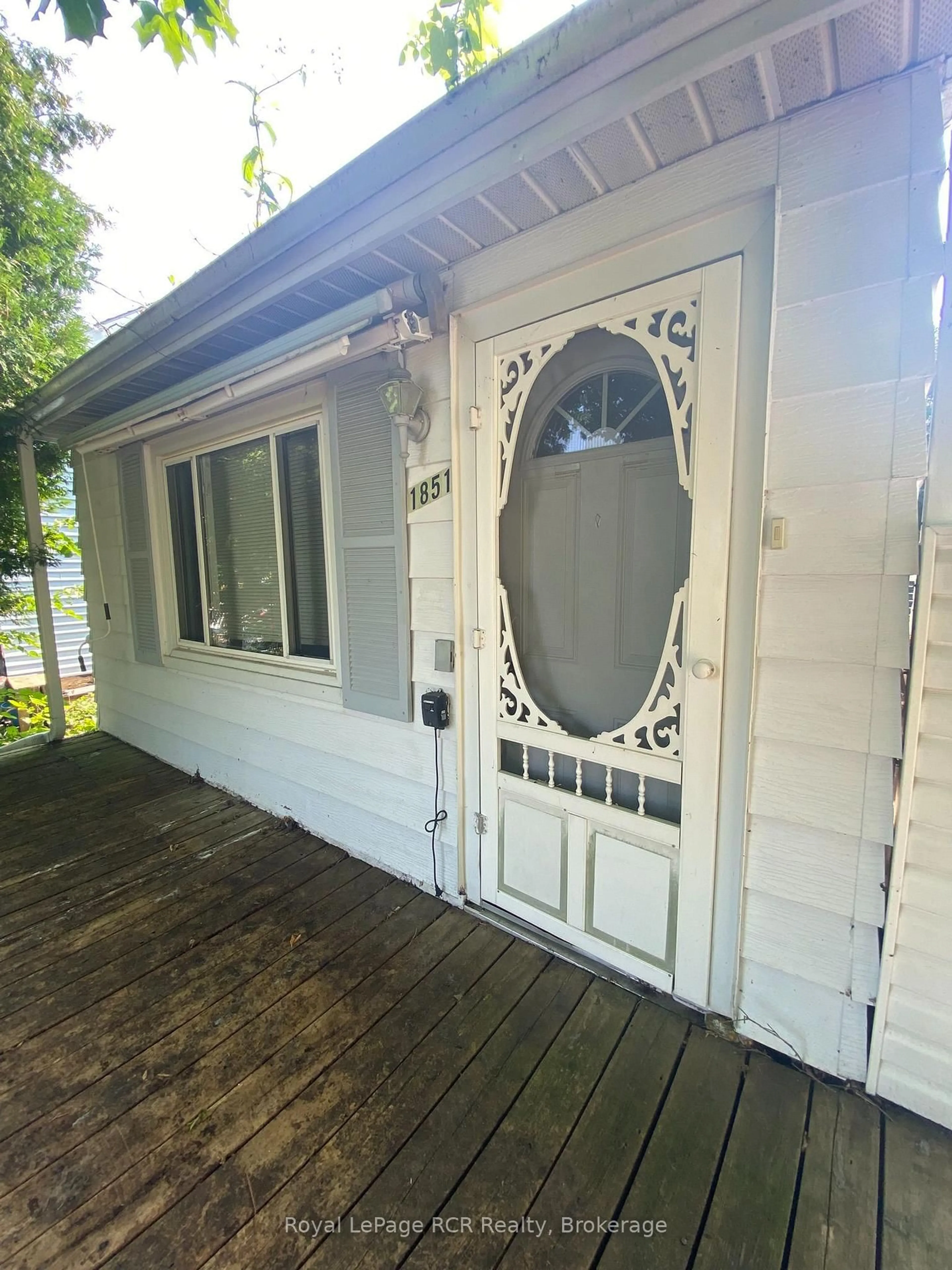 Unknown for 1851 5th Ave, Owen Sound Ontario N4K 2S6