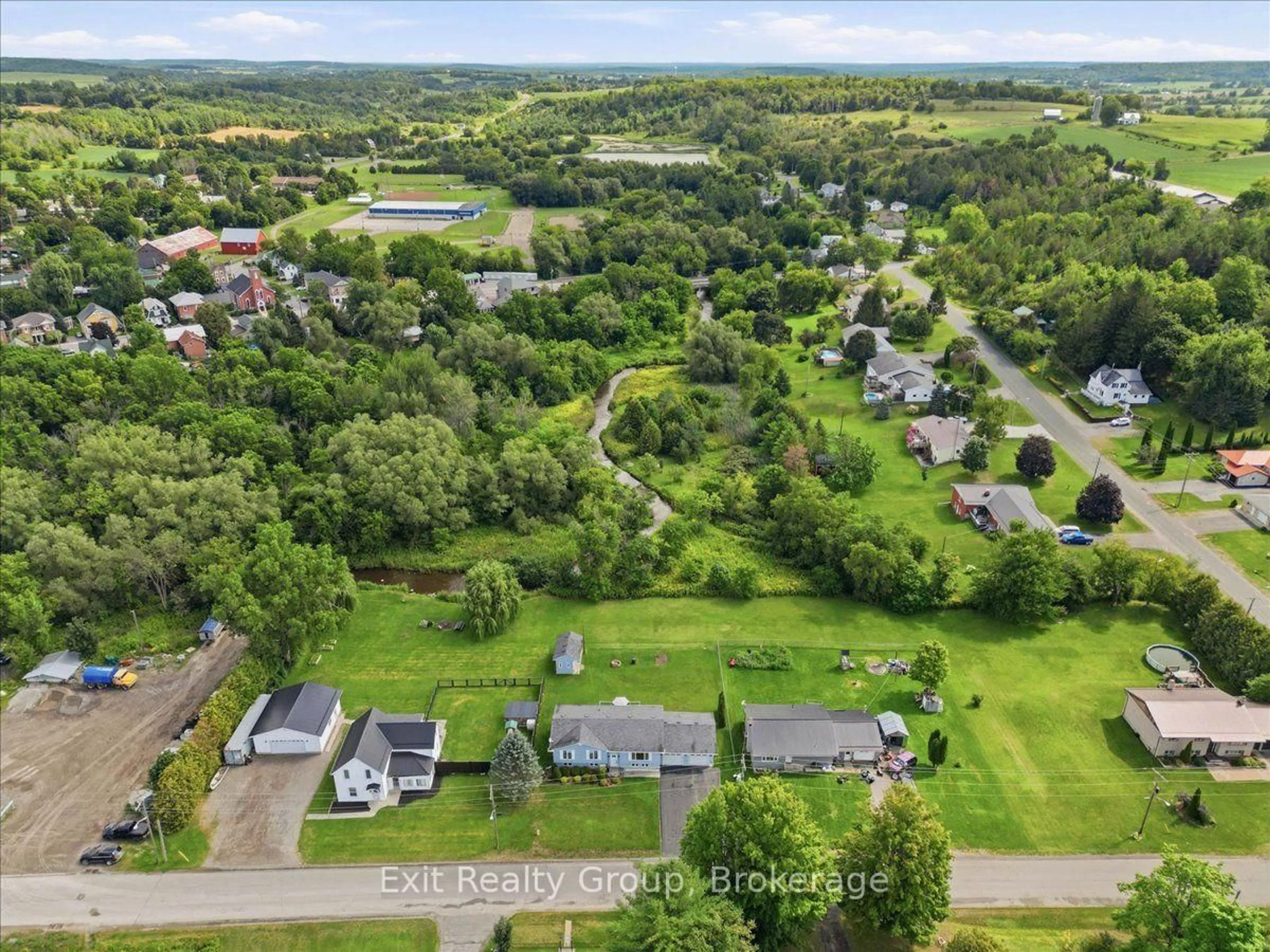 A pic from outside/outdoor area/front of a property/back of a property/a pic from drone, unknown for 80 George St, Trent Hills Ontario K0K 3K0