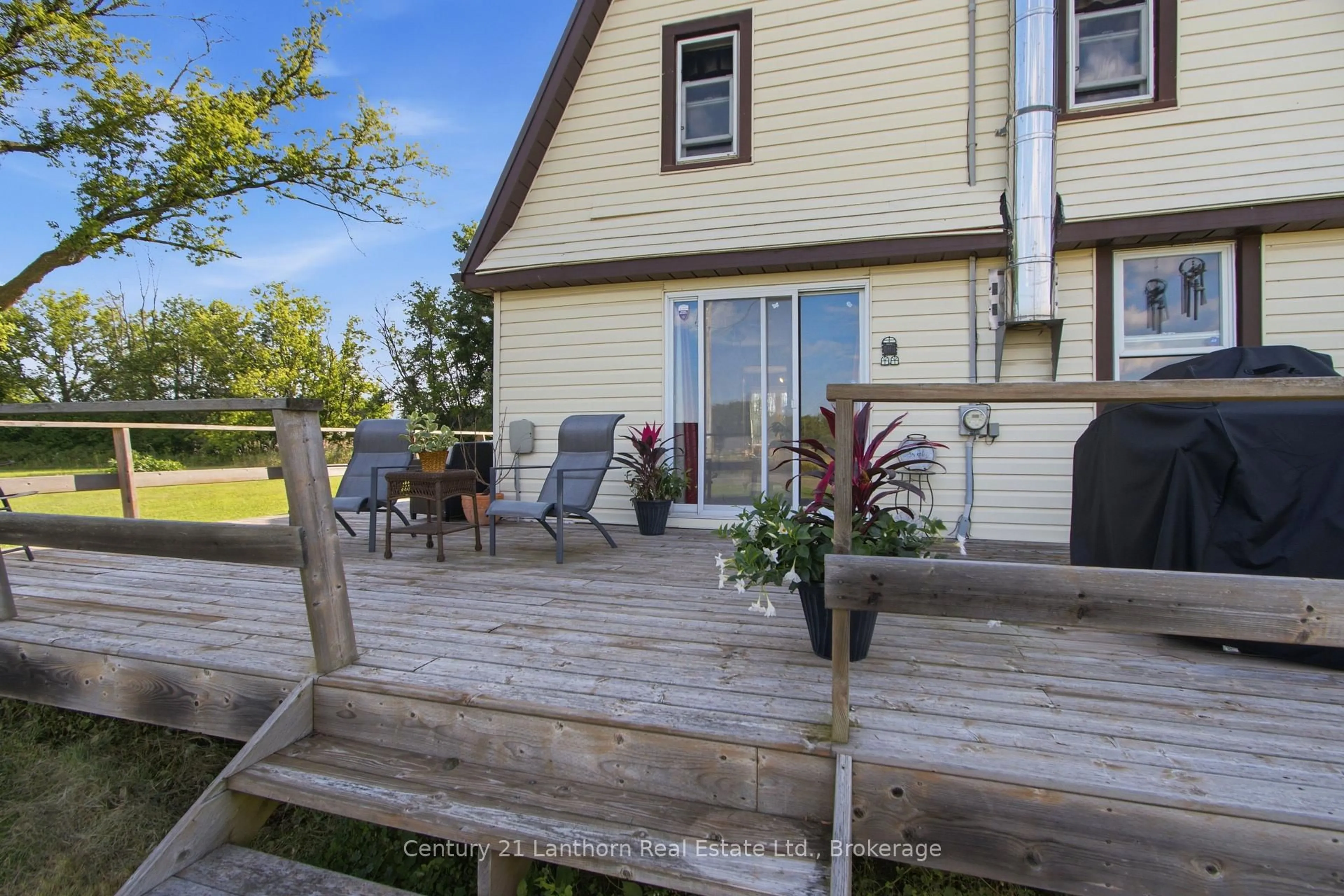 Patio, water/lake/river/ocean view for 426 York Rd, Tyendinaga Ontario K0K 1X0