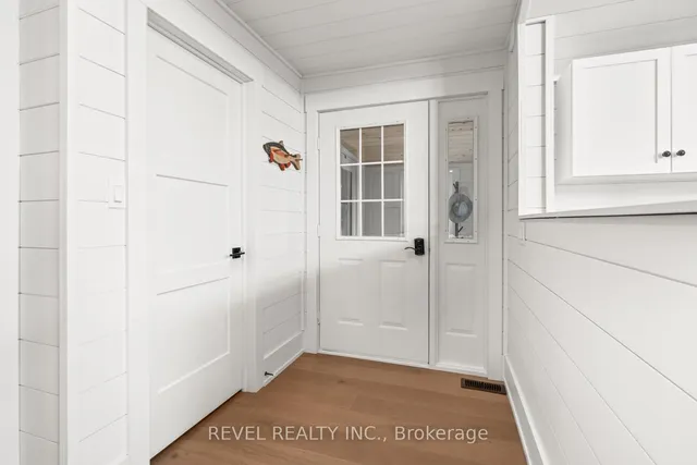 300 Green Lane, Whitestone 5