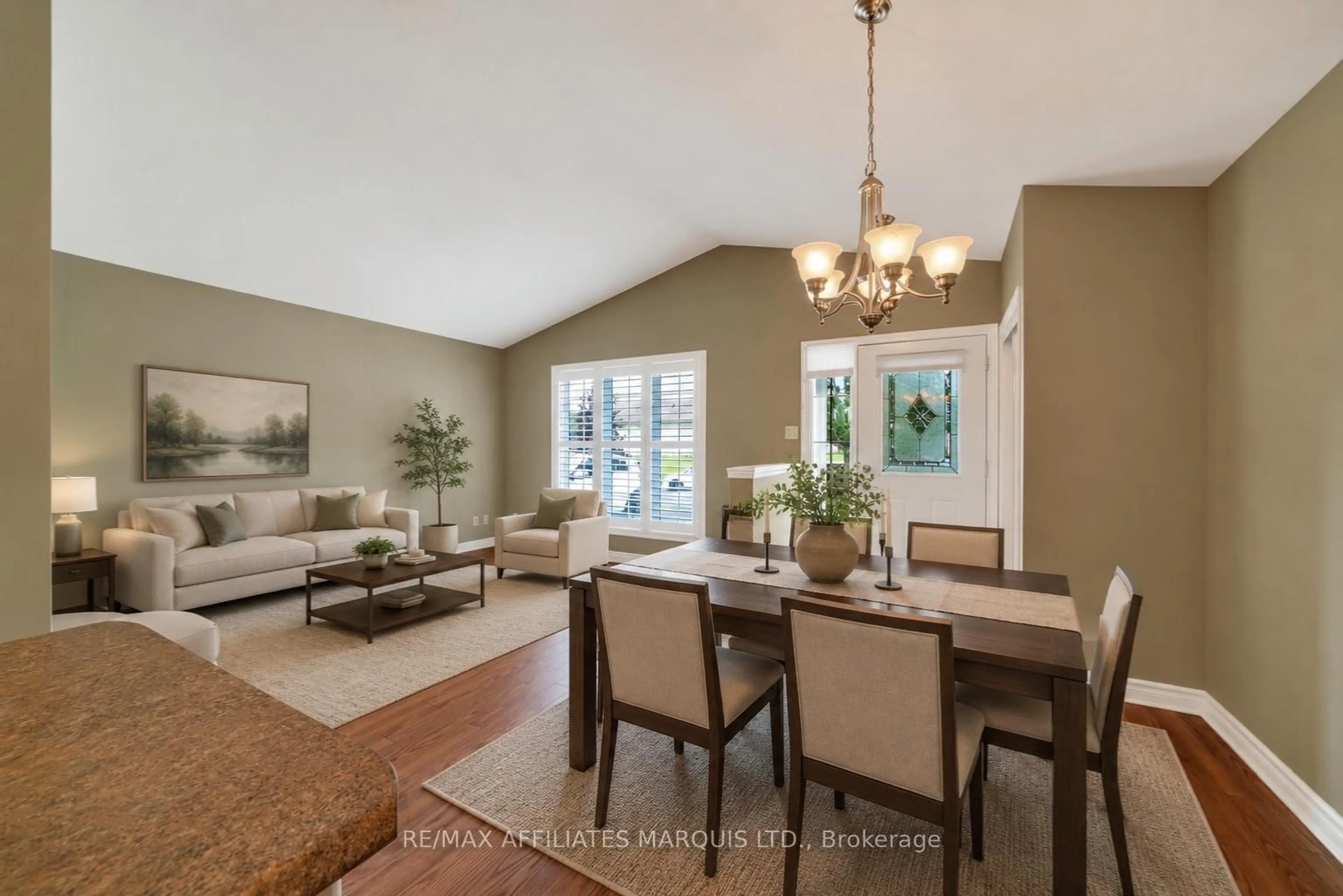 Dining room, unknown for 121 Gail Elizabeth Crt, Cornwall Ontario K6H 0A7