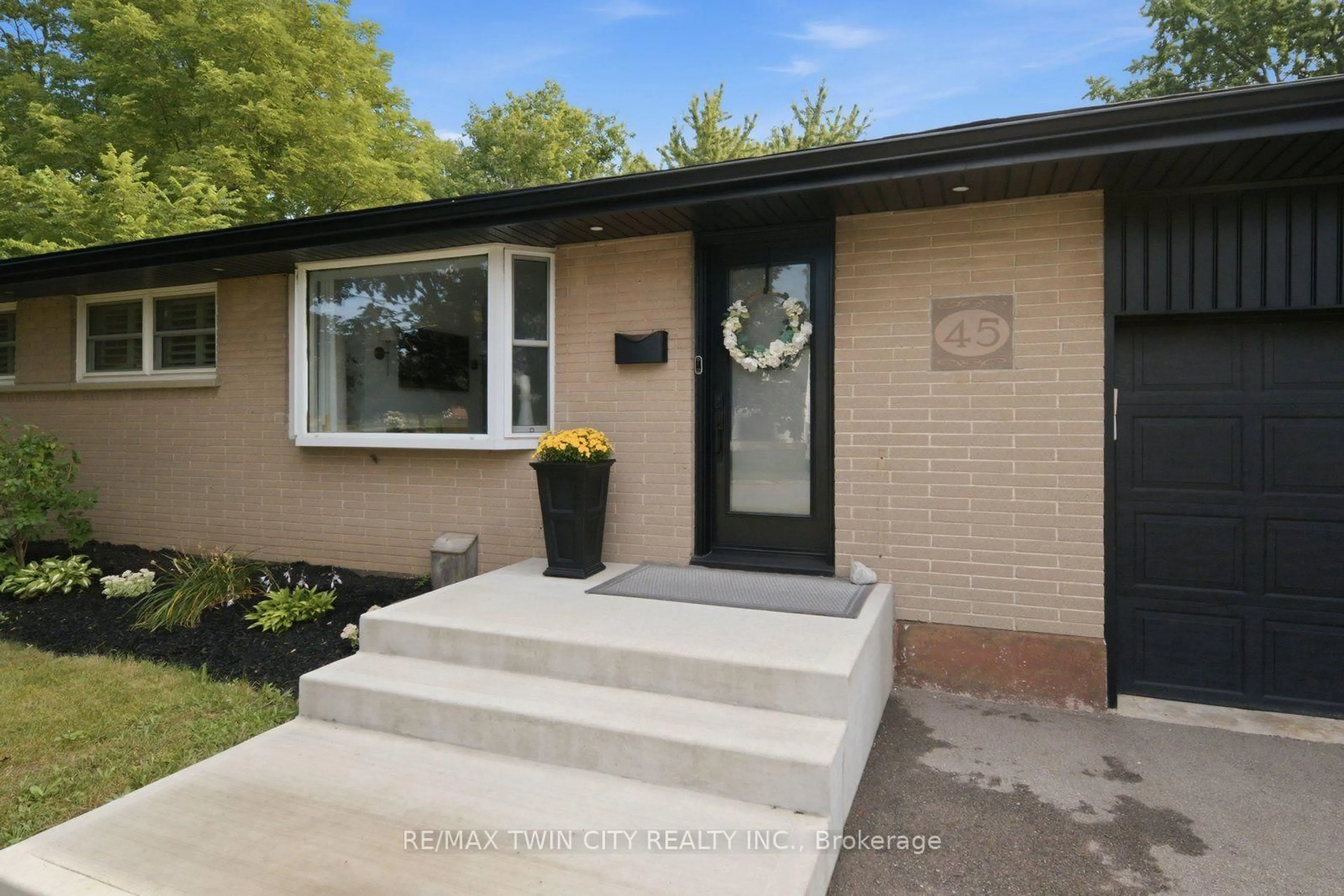 Home with brick exterior material, street for 45 Wayne Dr, Brantford Ontario N3R 2Y8