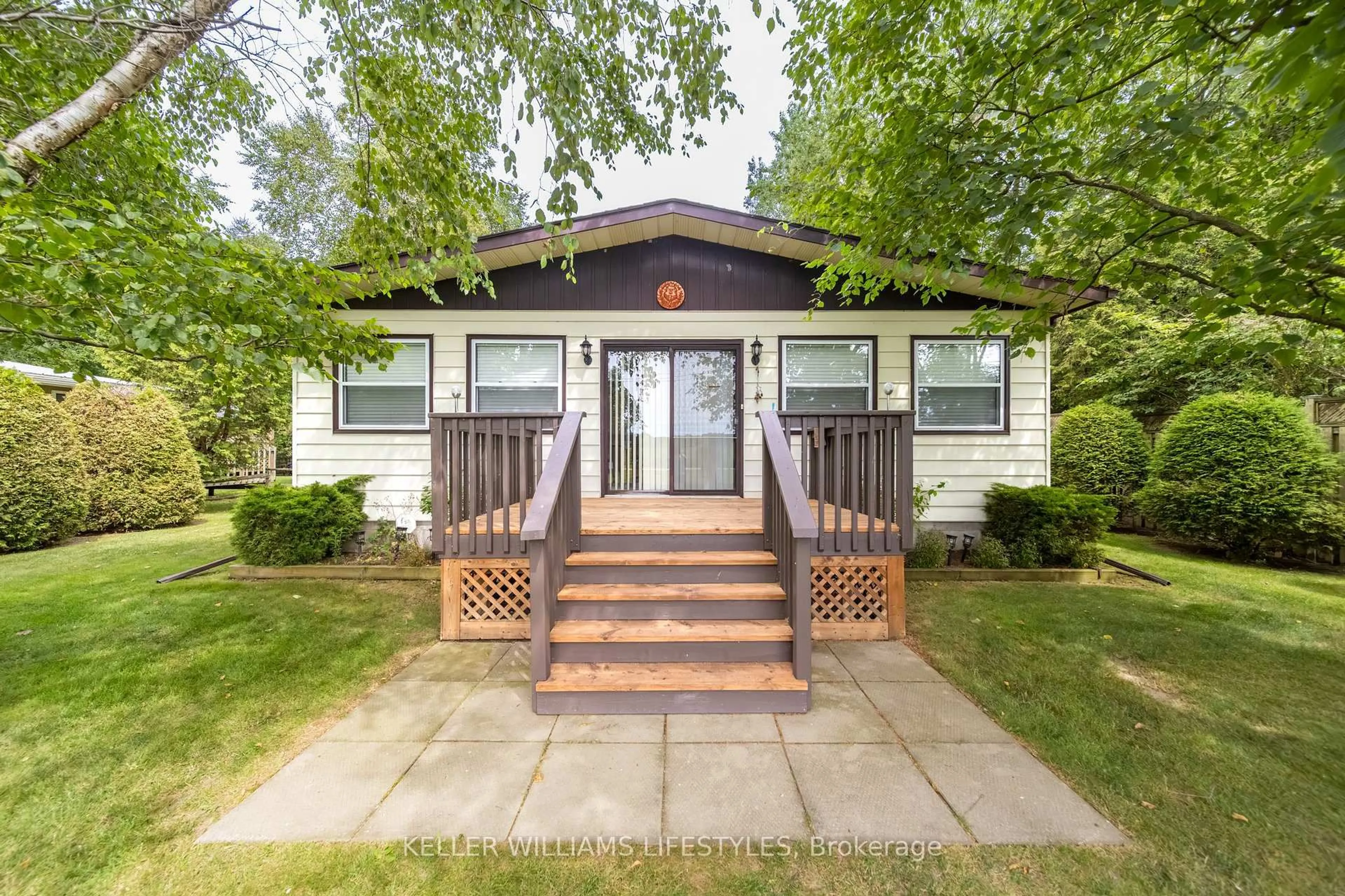 Home with vinyl exterior material, street for 74891 Dr George Smith Ave, Bluewater Ontario N0M 1G0