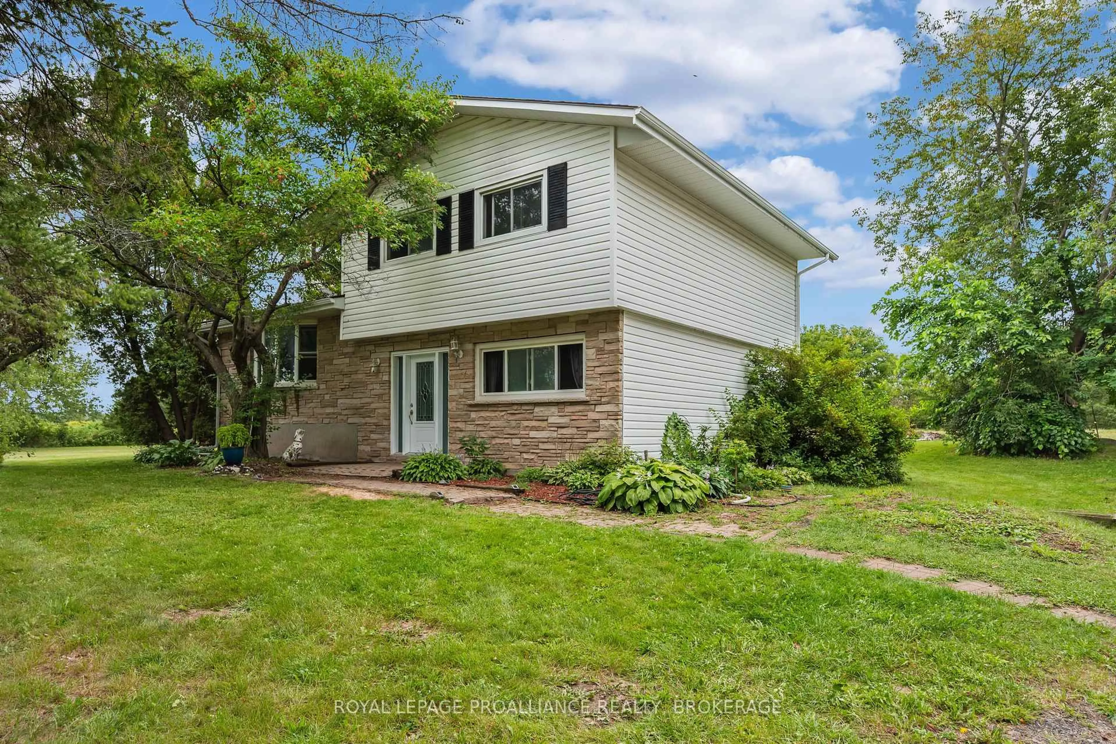 Unknown for 3298 Perth Rd, Inverary Ontario K0H 1X0