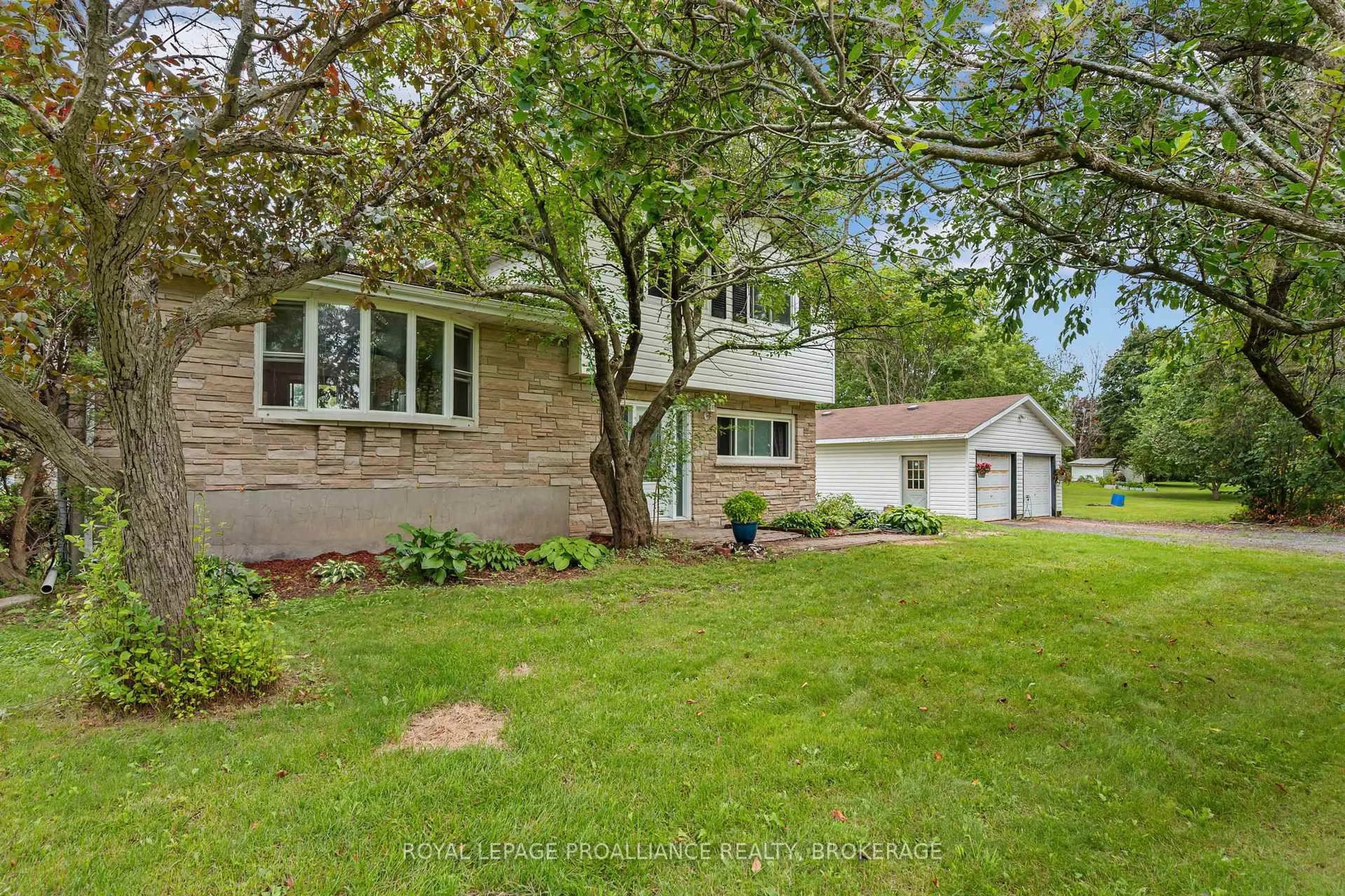 Unknown for 3298 Perth Rd, Inverary Ontario K0H 1X0