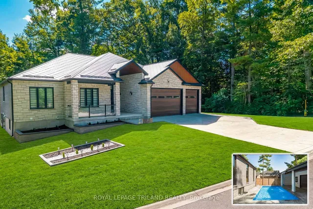 10175 Merrywood Dr, Lambton Shores 2