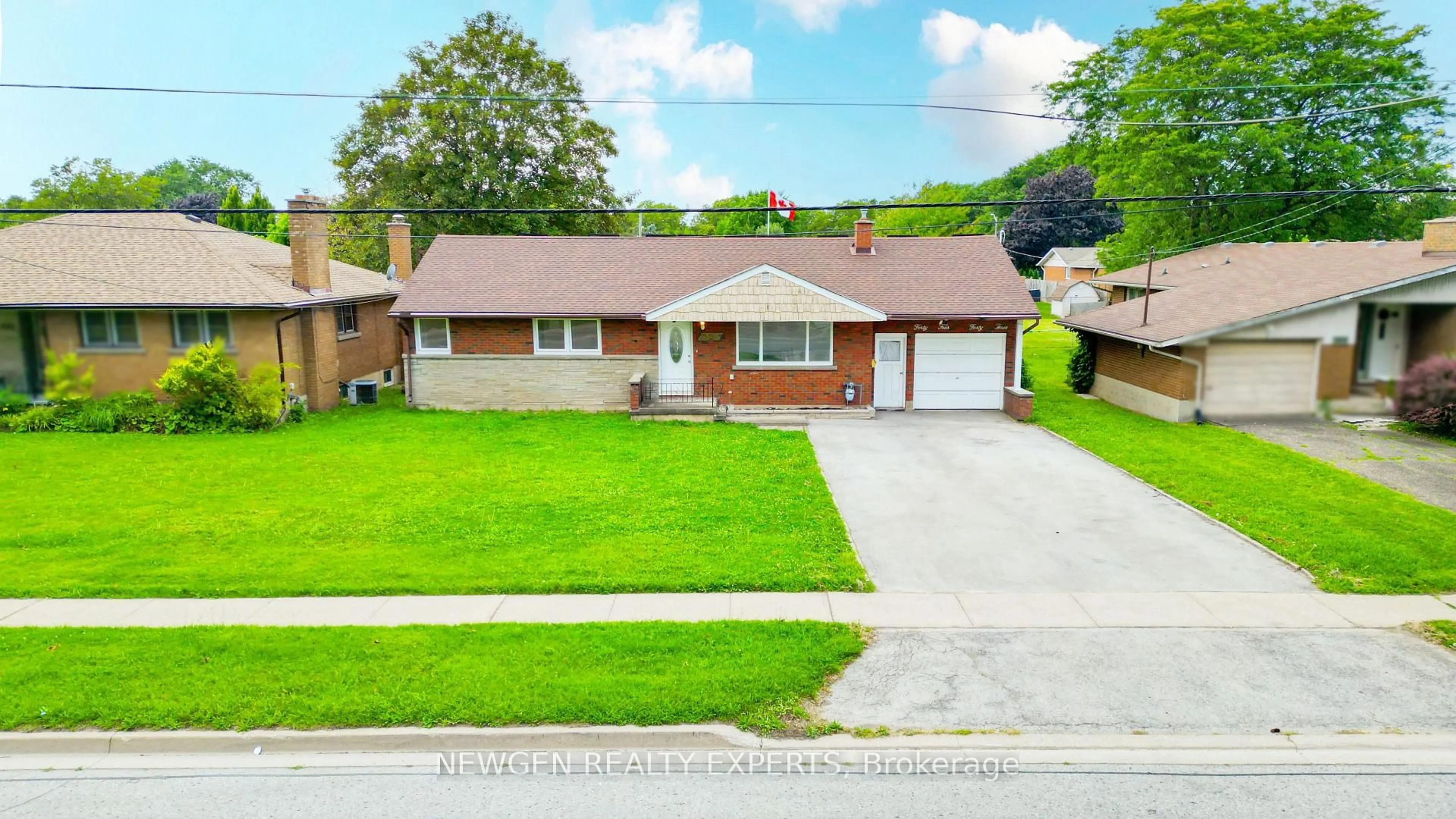 Home with brick exterior material, street for 4443 Dorchester Rd, Niagara Falls Ontario L2E 6N5
