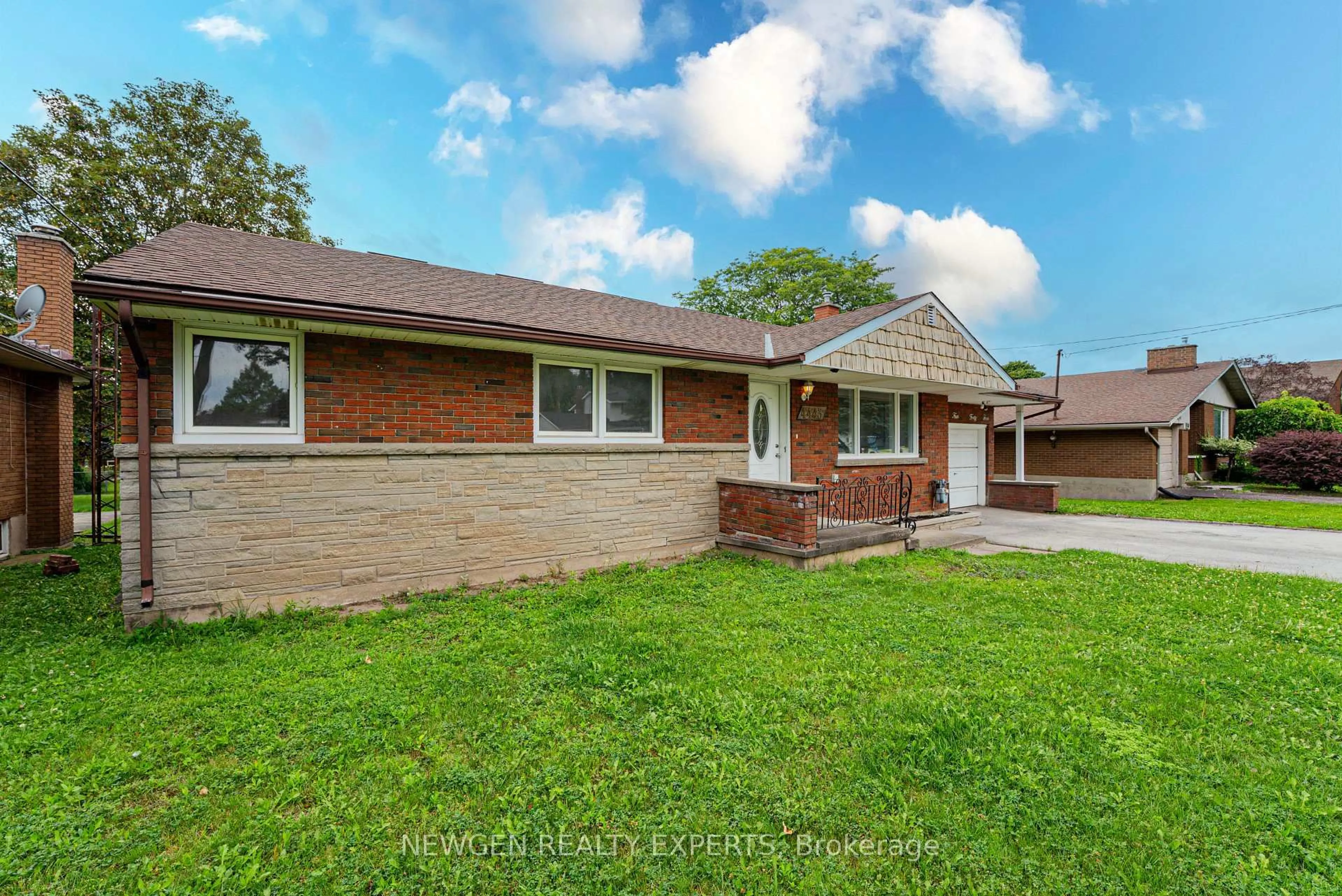 Home with brick exterior material, street for 4443 Dorchester Rd, Niagara Falls Ontario L2E 6N5