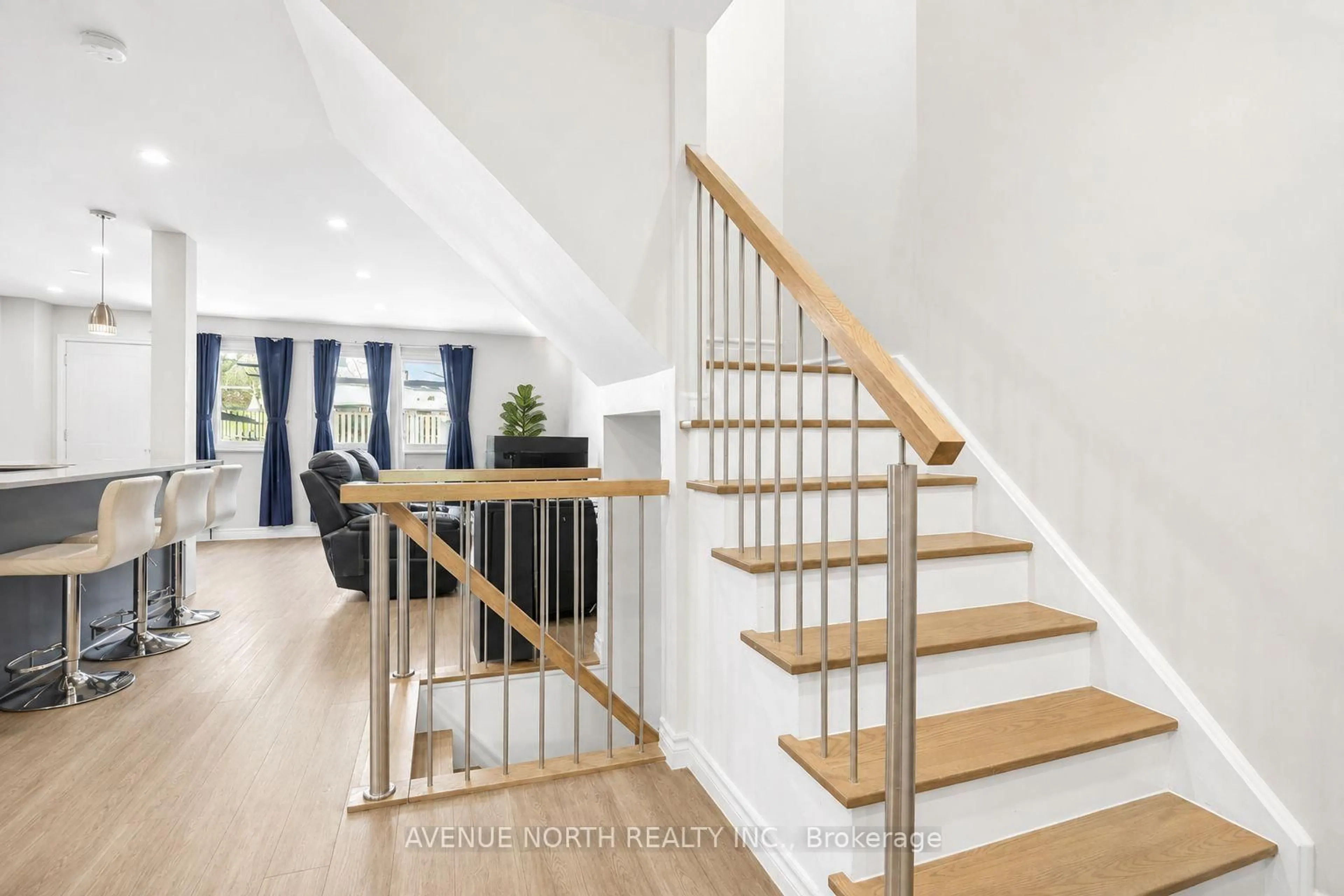 Stairs for 419 Armonia Private #40, Ottawa Ontario K1K 3Y2