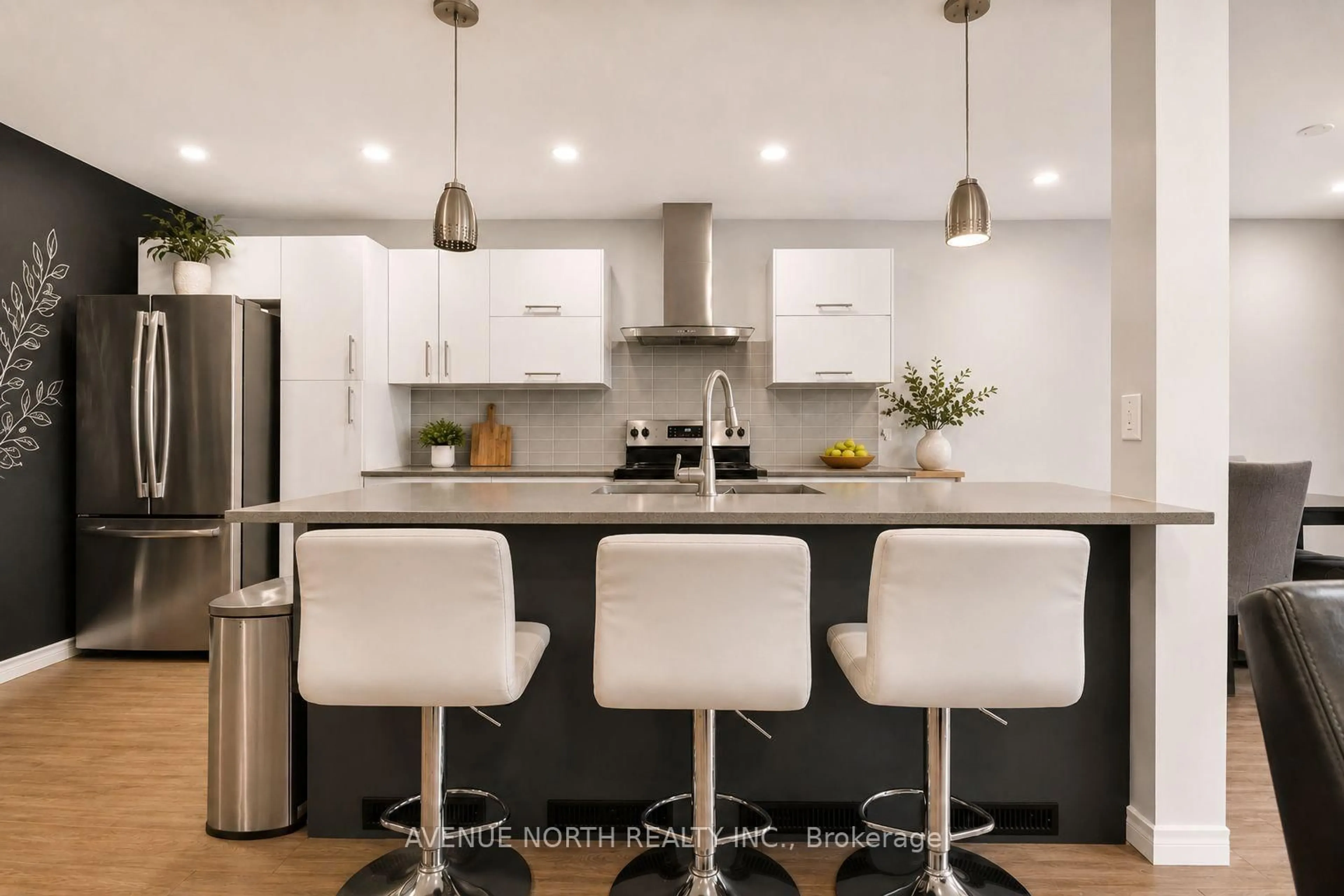 Contemporary kitchen, unknown for 419 Armonia Private #40, Ottawa Ontario K1K 3Y2
