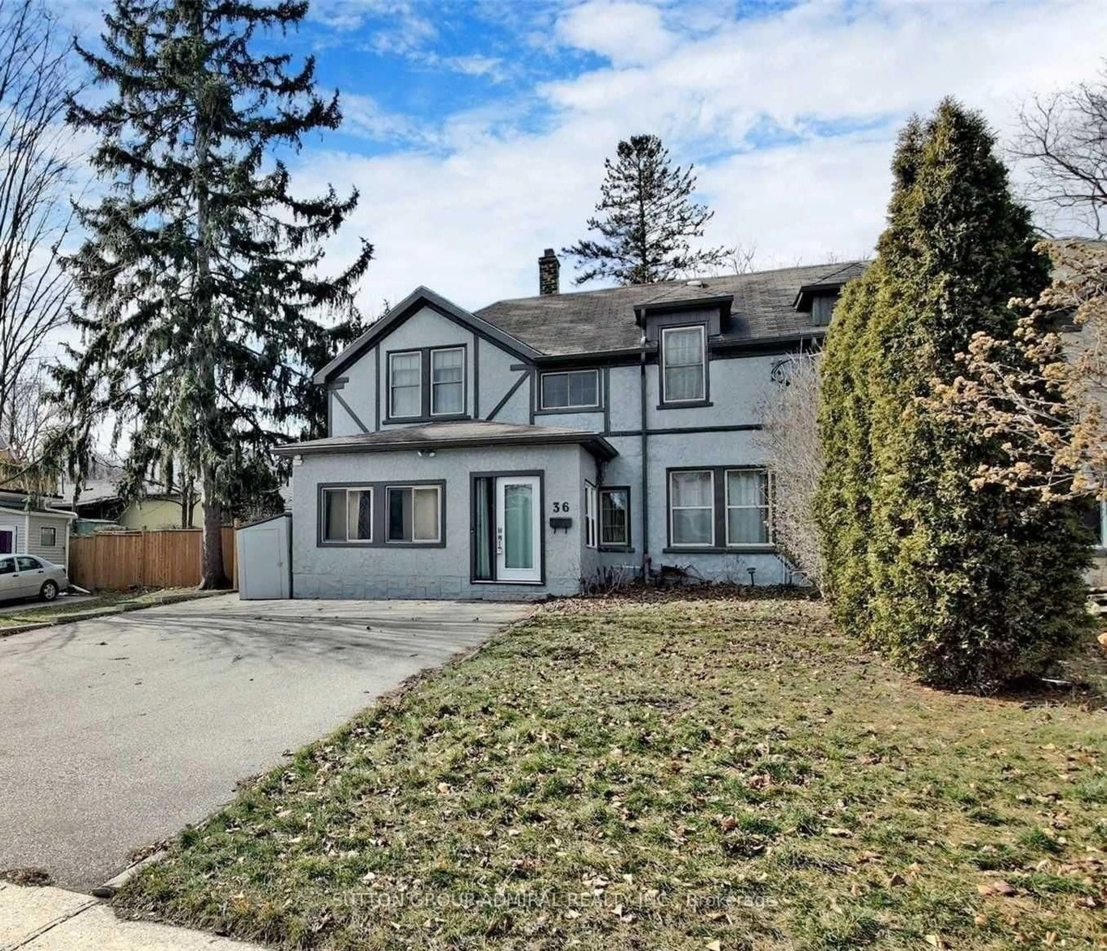 Home with vinyl exterior material, street for 36 John St, Cambridge Ontario N1S 2V4