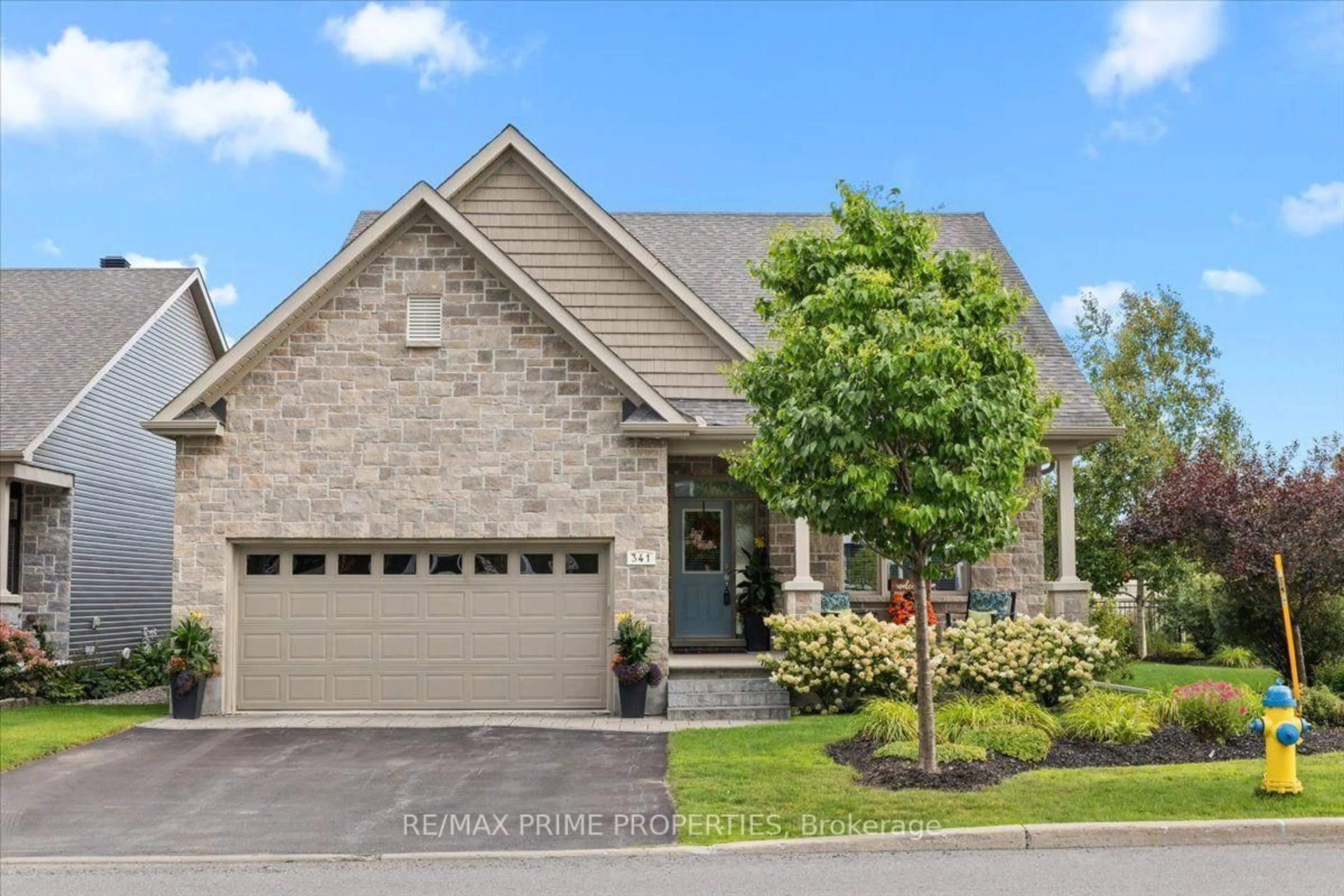 Home with brick exterior material, street for 341 Bobolink Rdge, Ottawa Ontario K2V 0B9