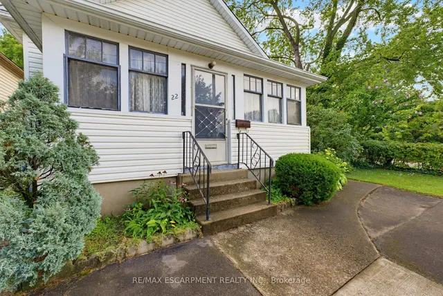 22 Mildred Ave, St. Catharines 5
