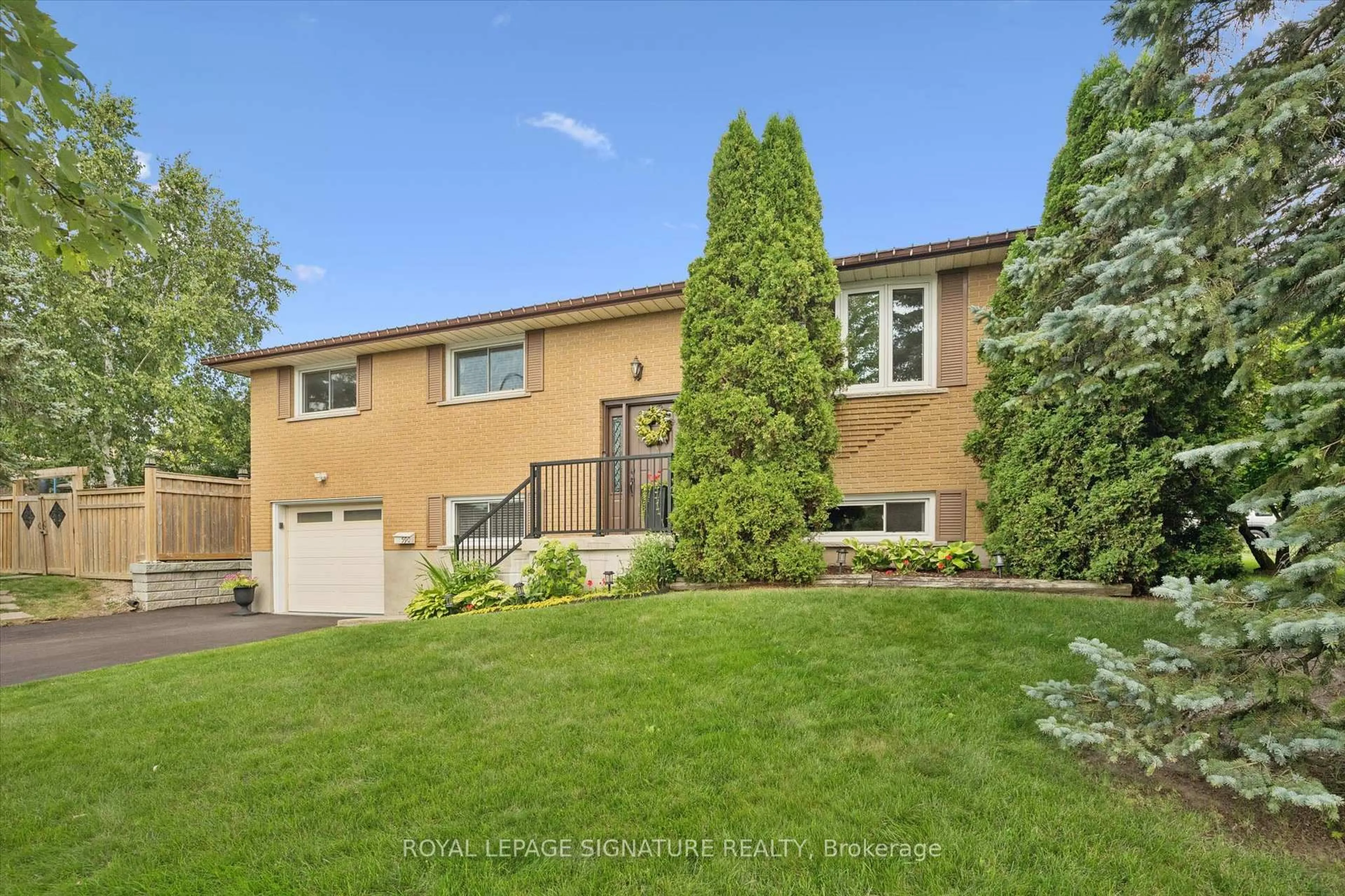 Home with brick exterior material, street for 590 Fern Rd, Waterloo Ontario N2V 1K6