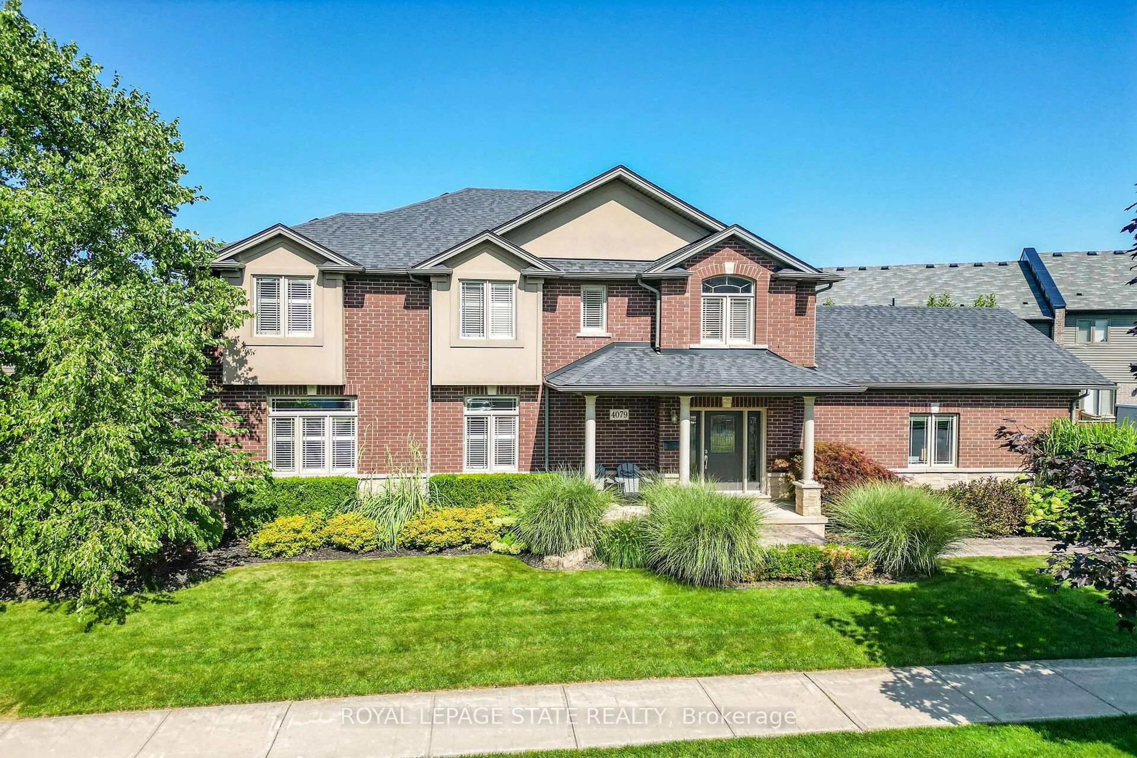 Home with brick exterior material, street for 4079 Stadelbauer Dr, Lincoln Ontario L0R 1B7