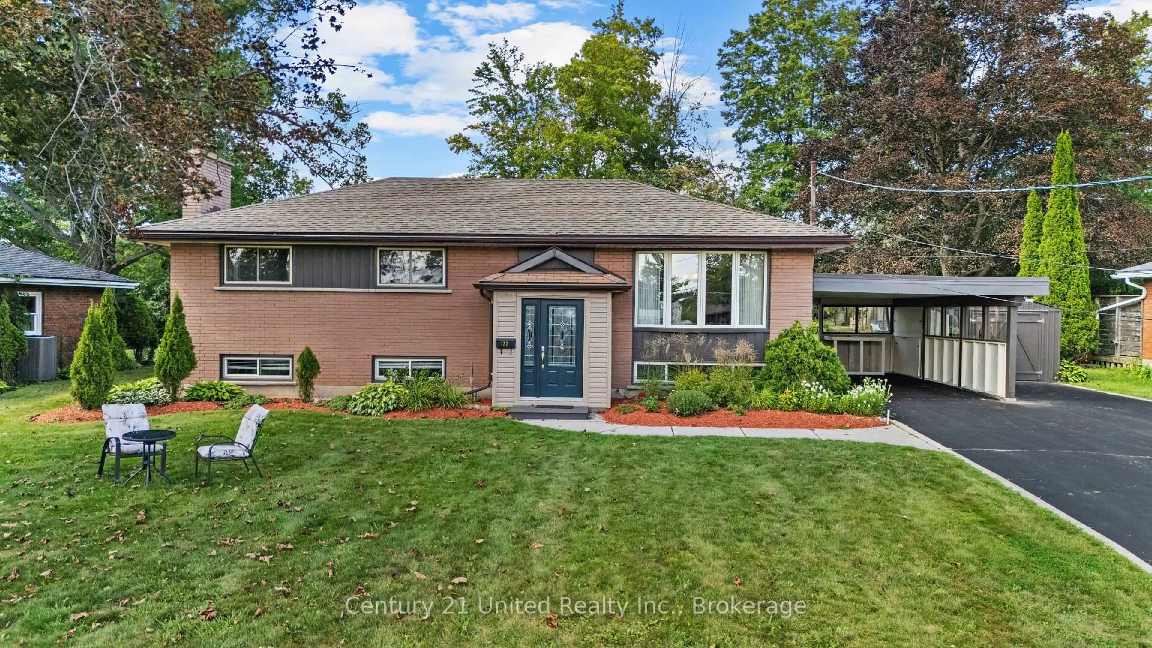 Home with brick exterior material, street for 122 Earlwood Dr, Peterborough Ontario K9J 6B6