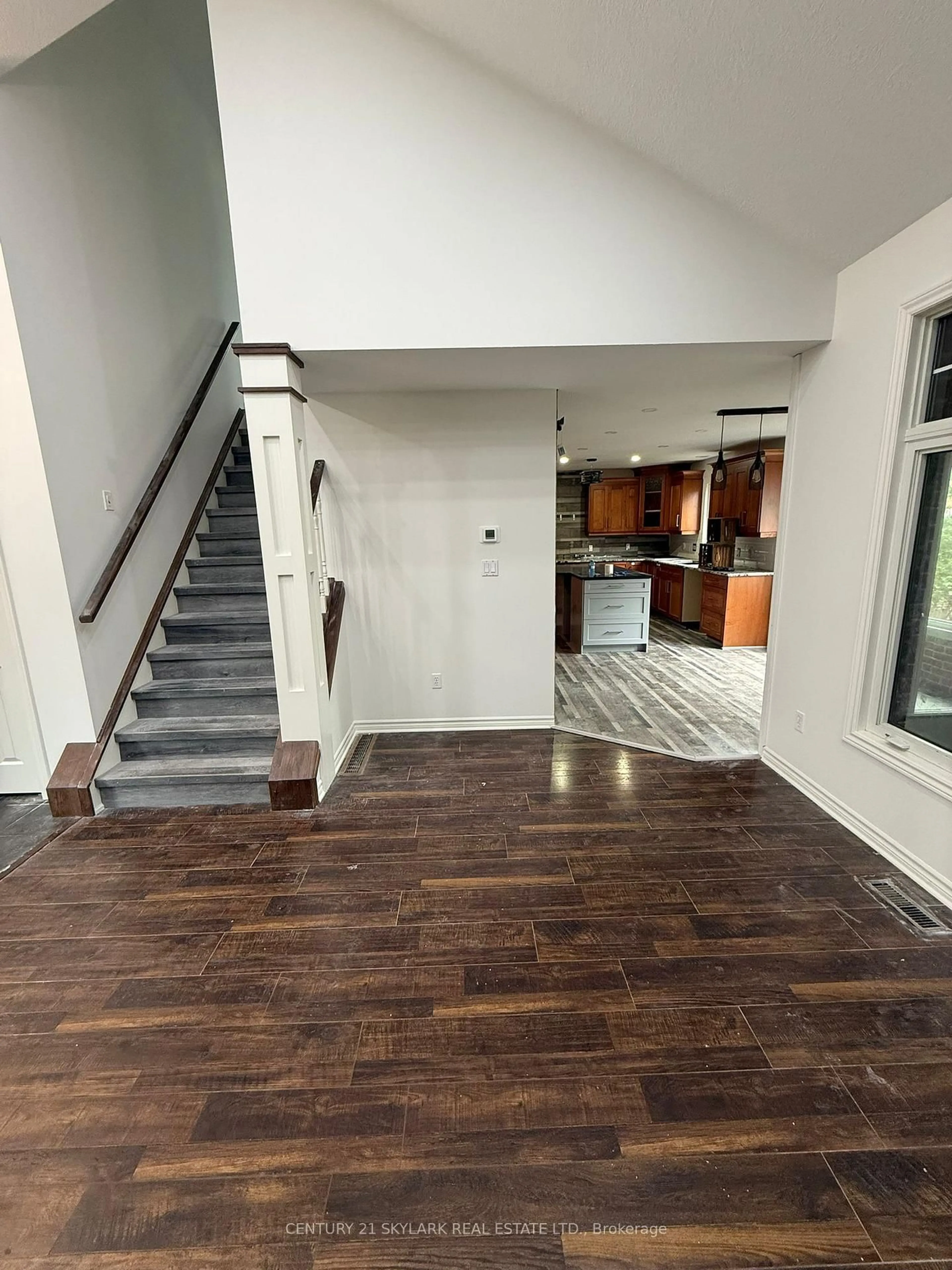 Unknown for 19 Kensington Crt, St. Thomas Ontario N5R 0A3