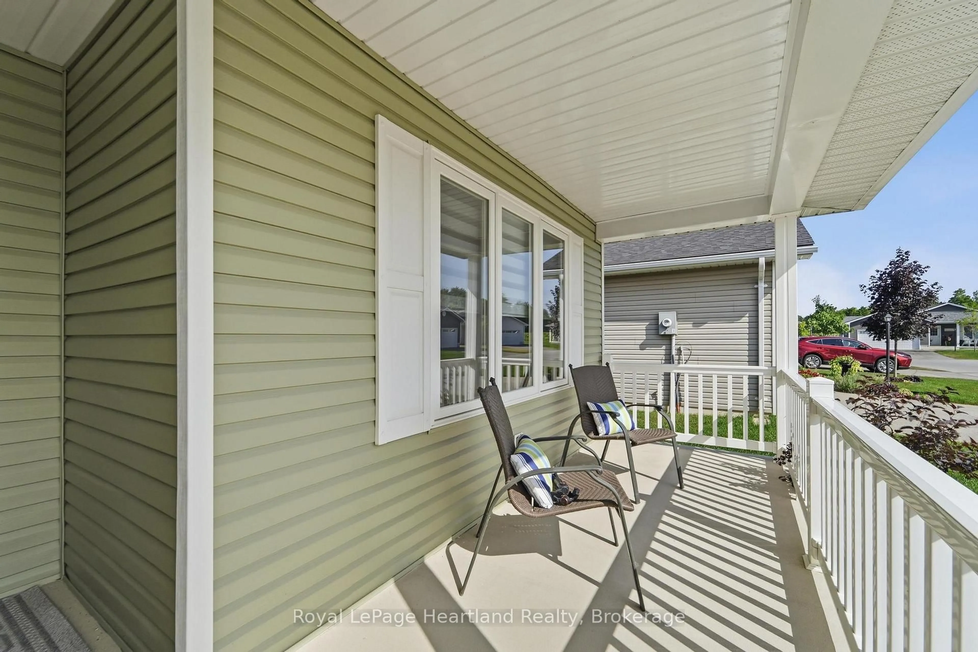 Patio, street for 5 SWEETWATER Dr, Ashfield-Colborne-Wawanosh Ontario N7A 0B9