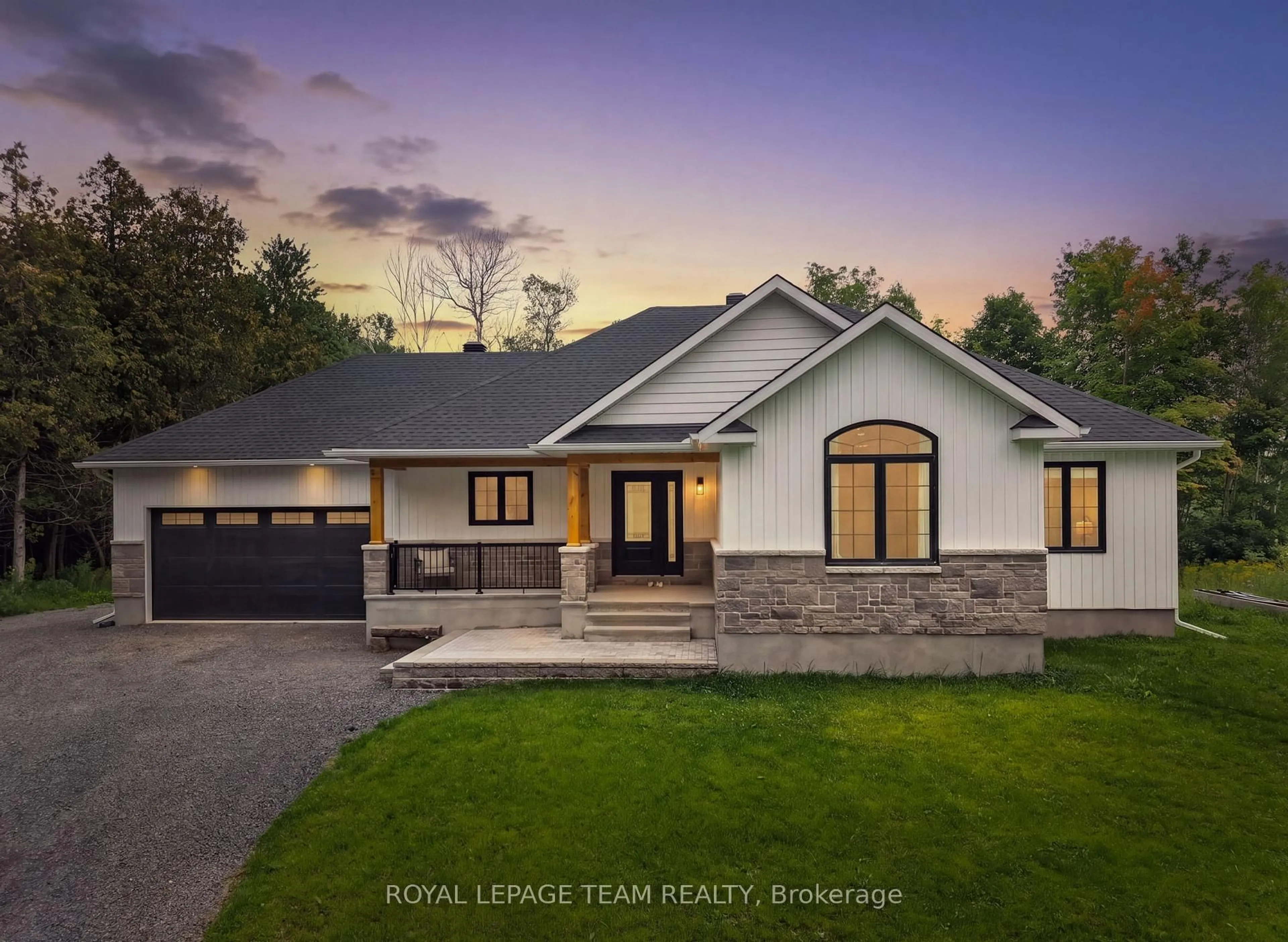 Home with vinyl exterior material, street for 1007 Townline Rd, North Grenville Ontario K0G 1T0