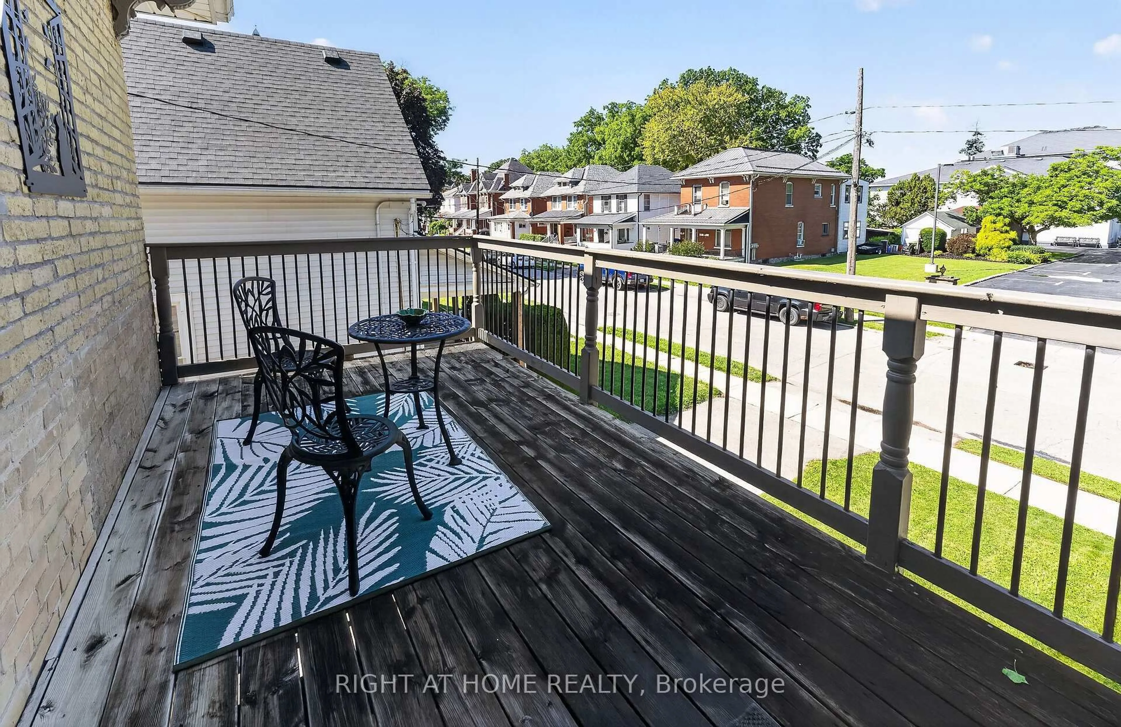 Patio, water/lake/river/ocean view for 41 Hincks St, St. Thomas Ontario N5R 3N8
