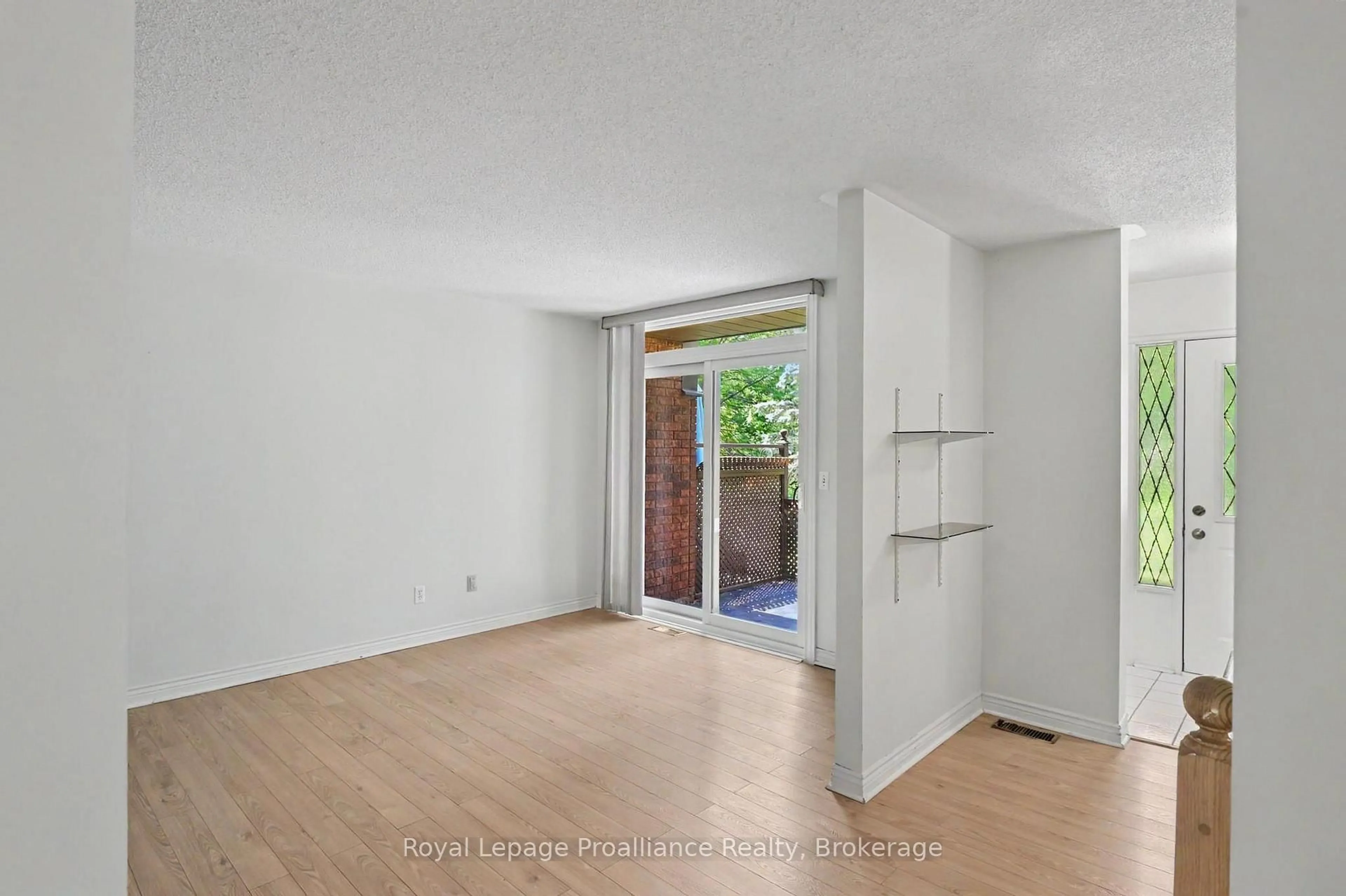 Unknown for 245 Elgin St #201, Cobourg Ontario K9A 5M1