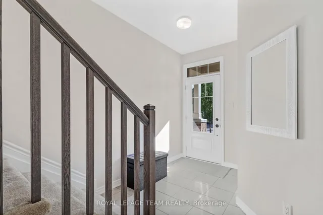 770 Brittanic Rd, Ottawa 3