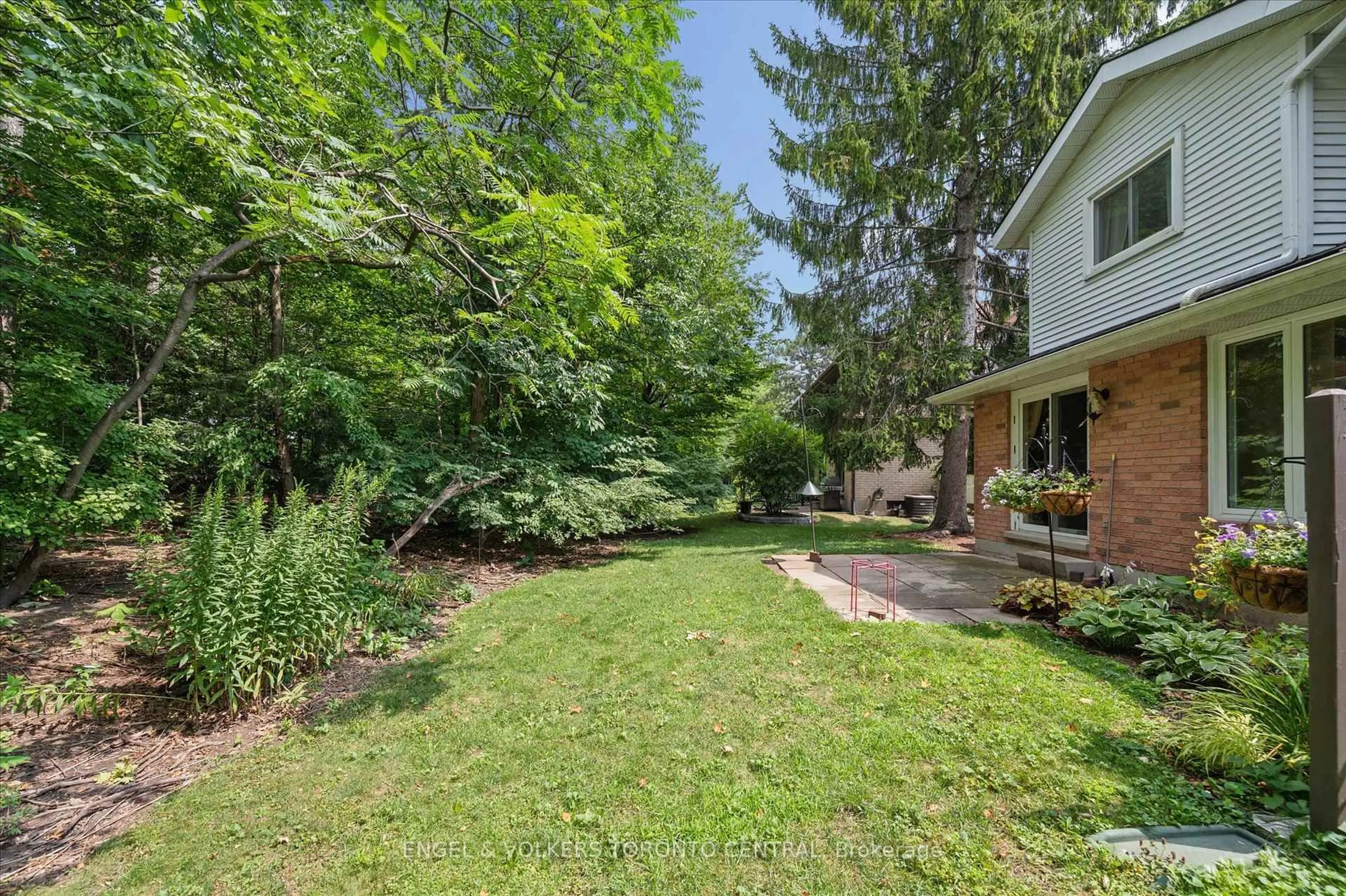 Patio, forest/trees view for 220 Kingswood Dr #7, Kitchener Ontario N2E 2K2