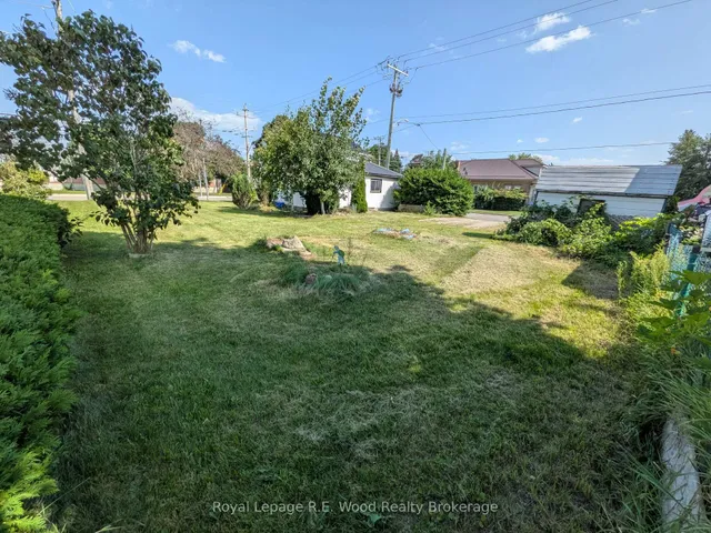 201 Tillson Ave, Tillsonburg 3
