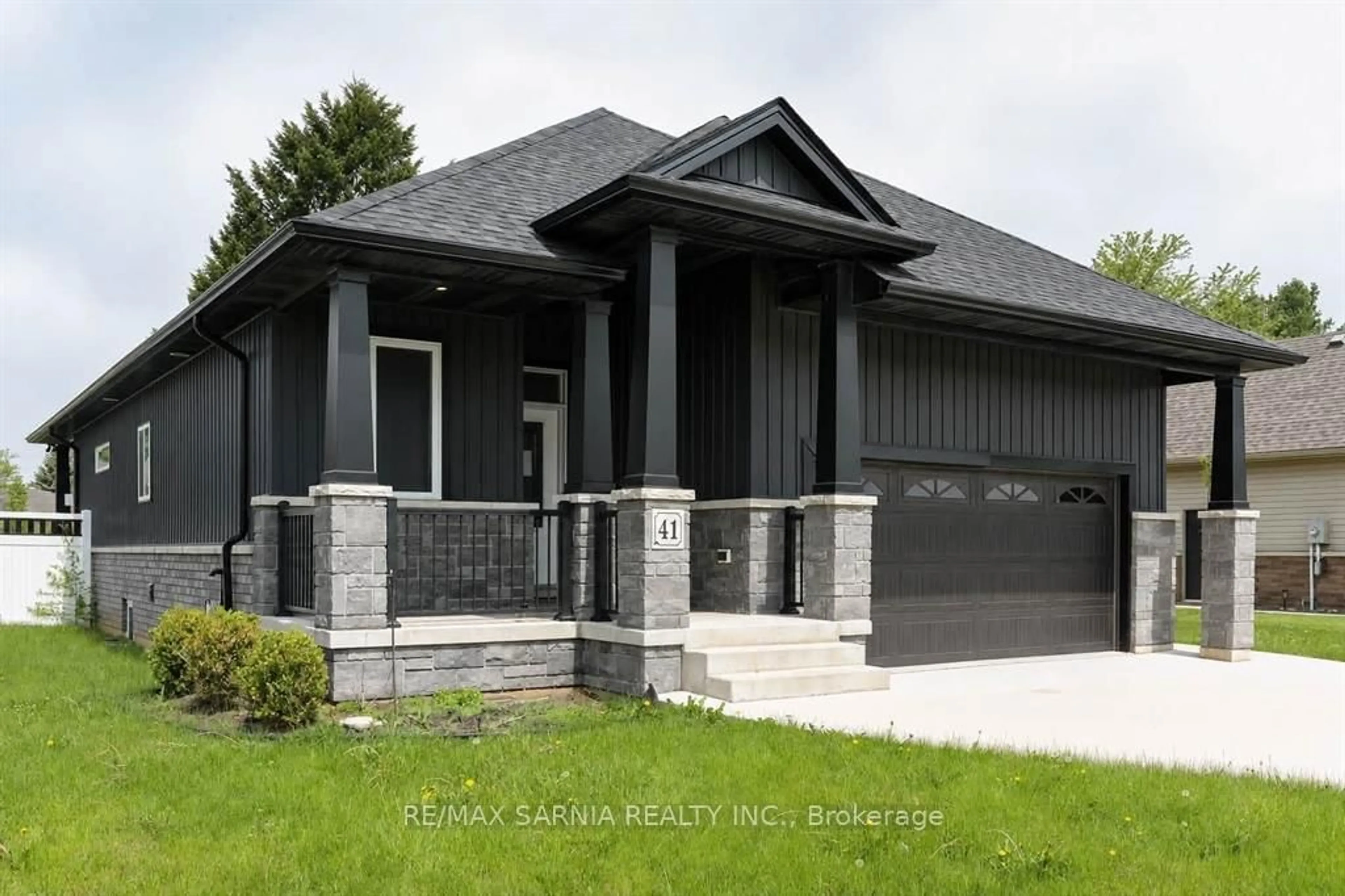 Home with brick exterior material, street for 41 Sleepy Meadow Dr, Chatham-Kent Ontario N0P 1A0
