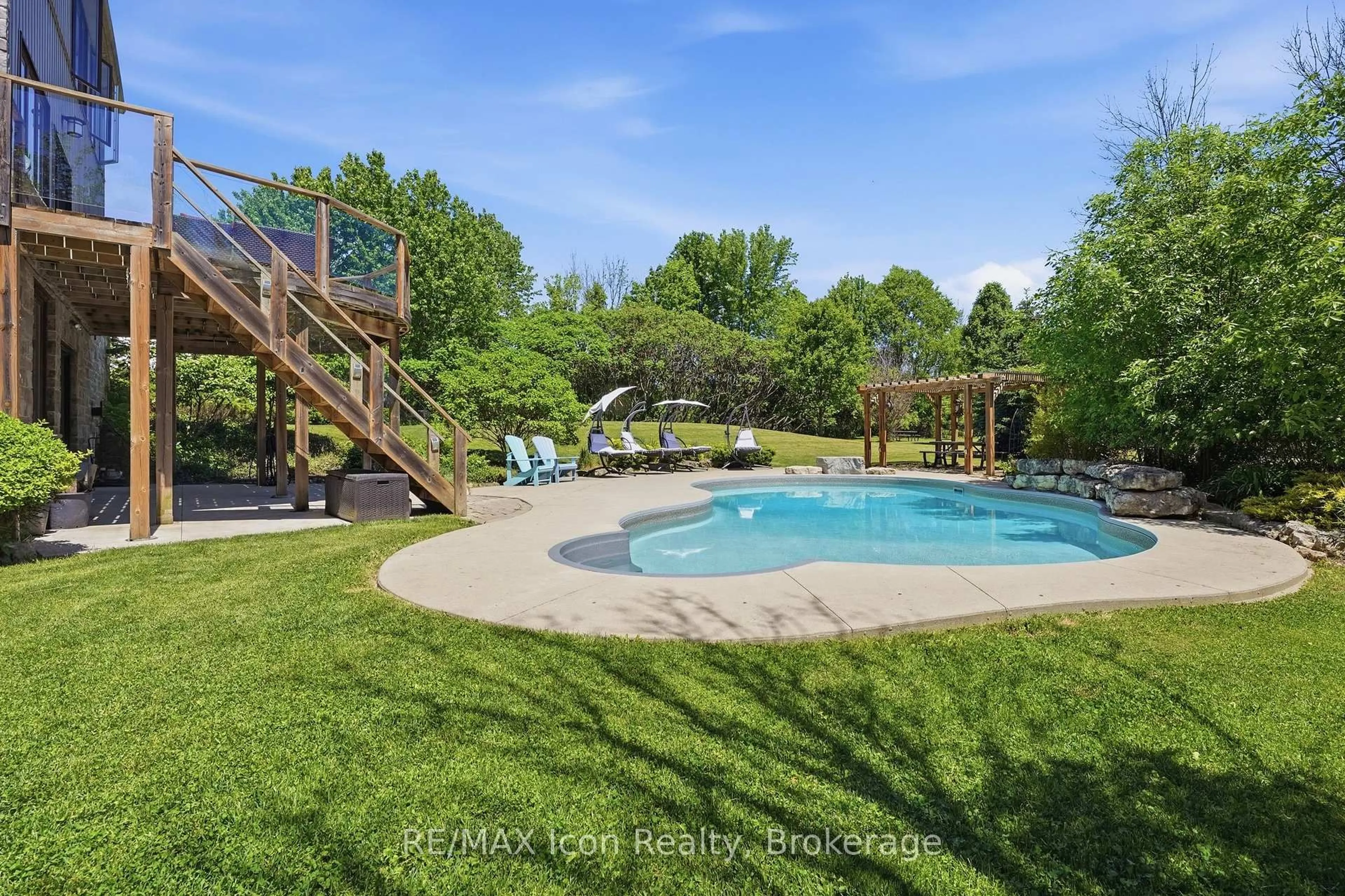 Pool for 5779 Third Line, Guelph/Eramosa Ontario N0B 2K0