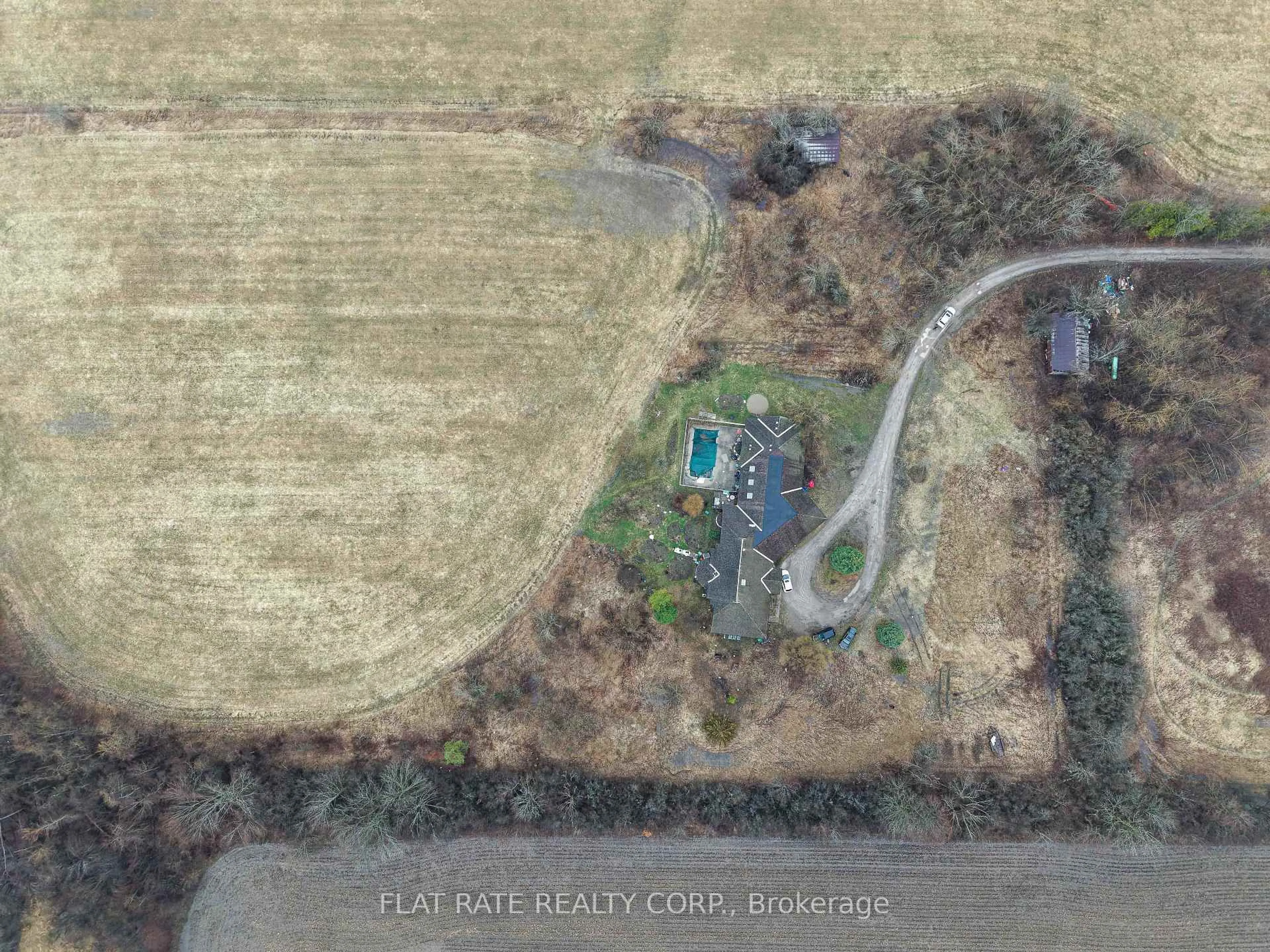 A pic from outside/outdoor area/front of a property/back of a property/a pic from drone, water/lake/river/ocean view for 1315 Parkhill Rd, Peterborough Ontario K9J 6X4