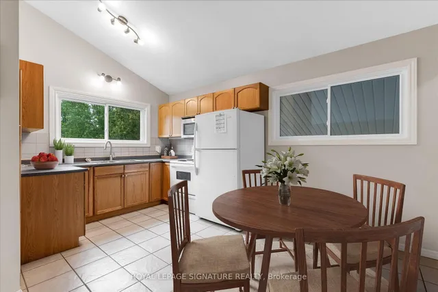 38 Tewskbury Cres, London East 5