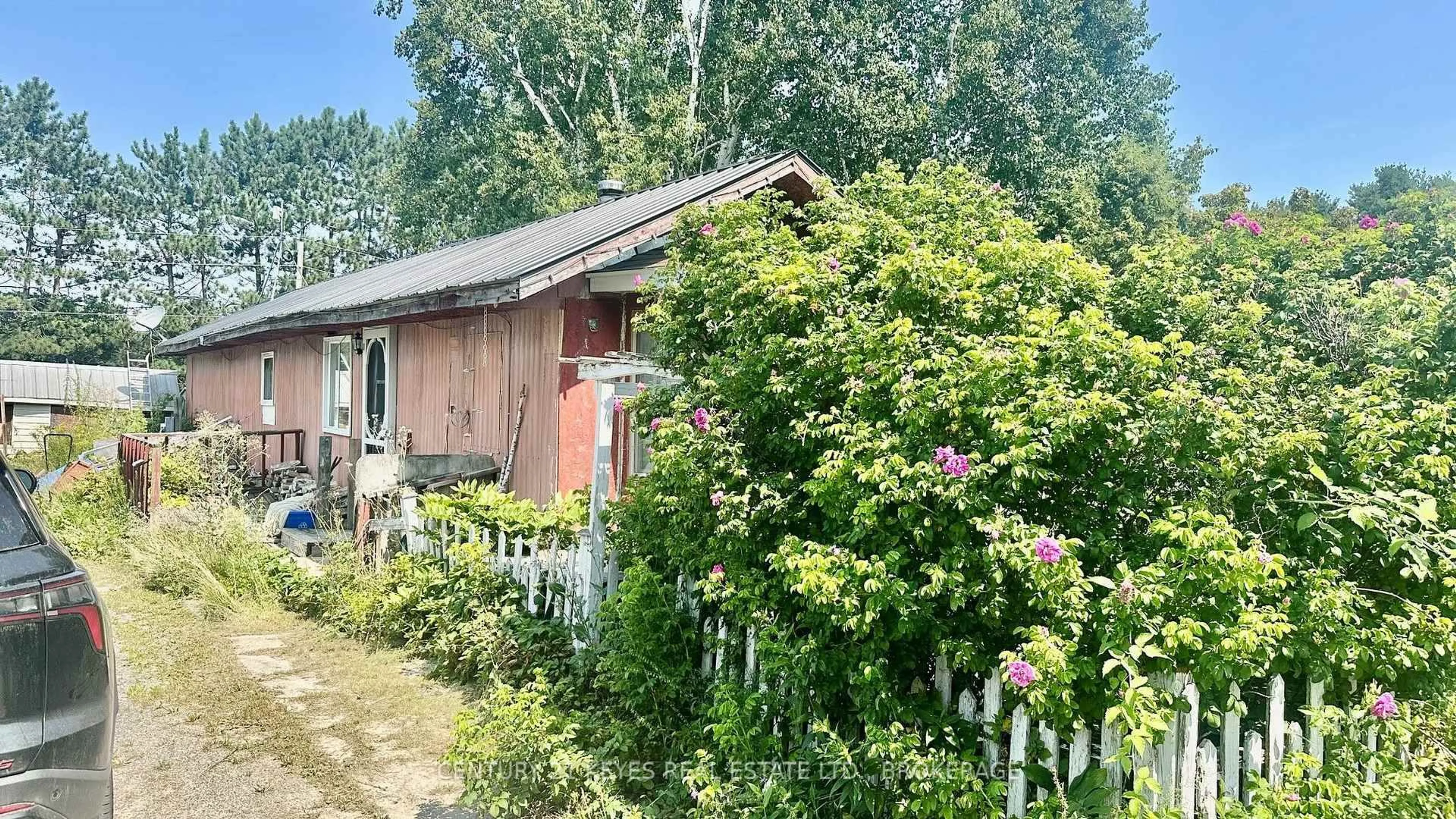 Shed for 104 Ellisville Rd #24, Leeds and the Thousand Islands Ontario K0H 2N0