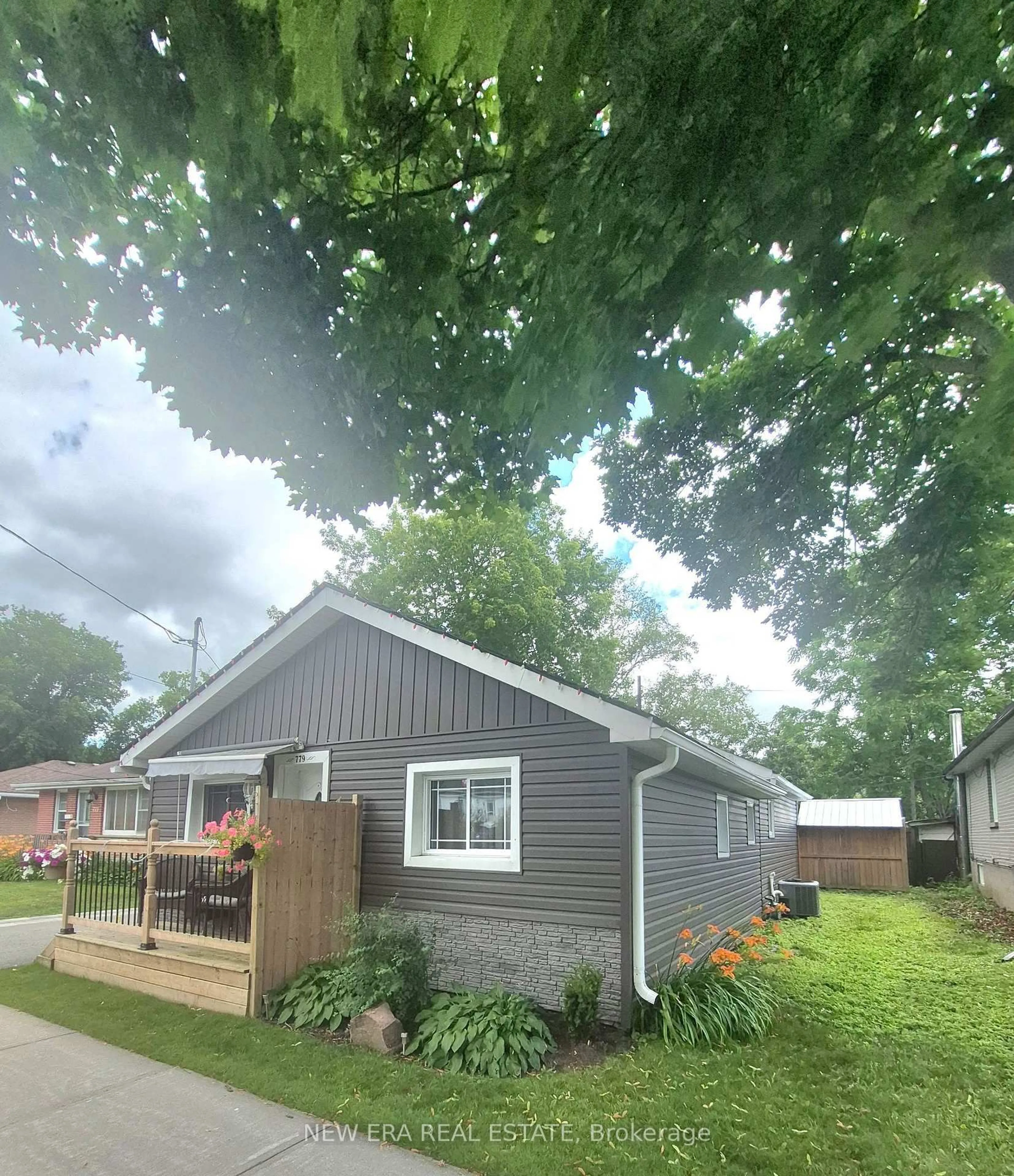 Unknown for 779 Chamberlain St, Peterborough Ontario K9J 4M2