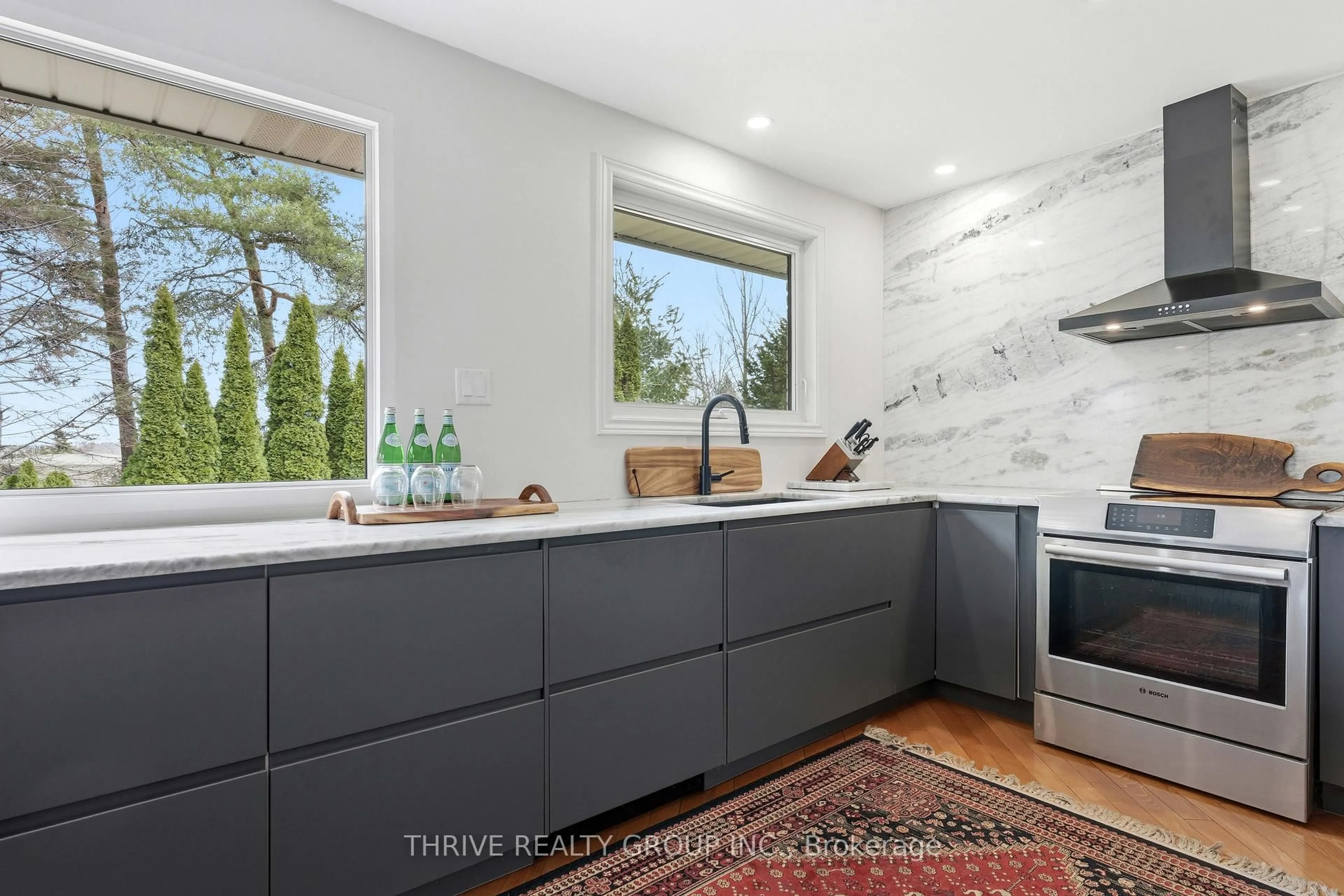 Open concept kitchen, ceramic/tile floor for 688 Westmount Hill Dr, London South Ontario N6K 1B2