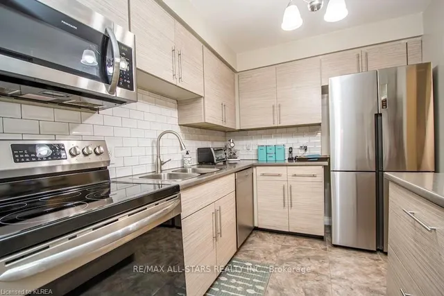 200 East St #501, Kawartha Lakes 5